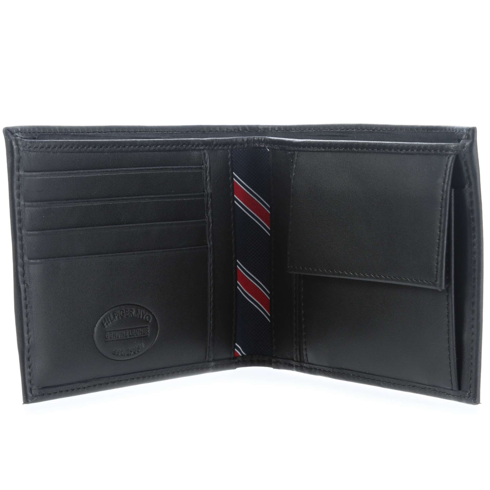 detail Tommy Hilfiger pánská černá peněženka