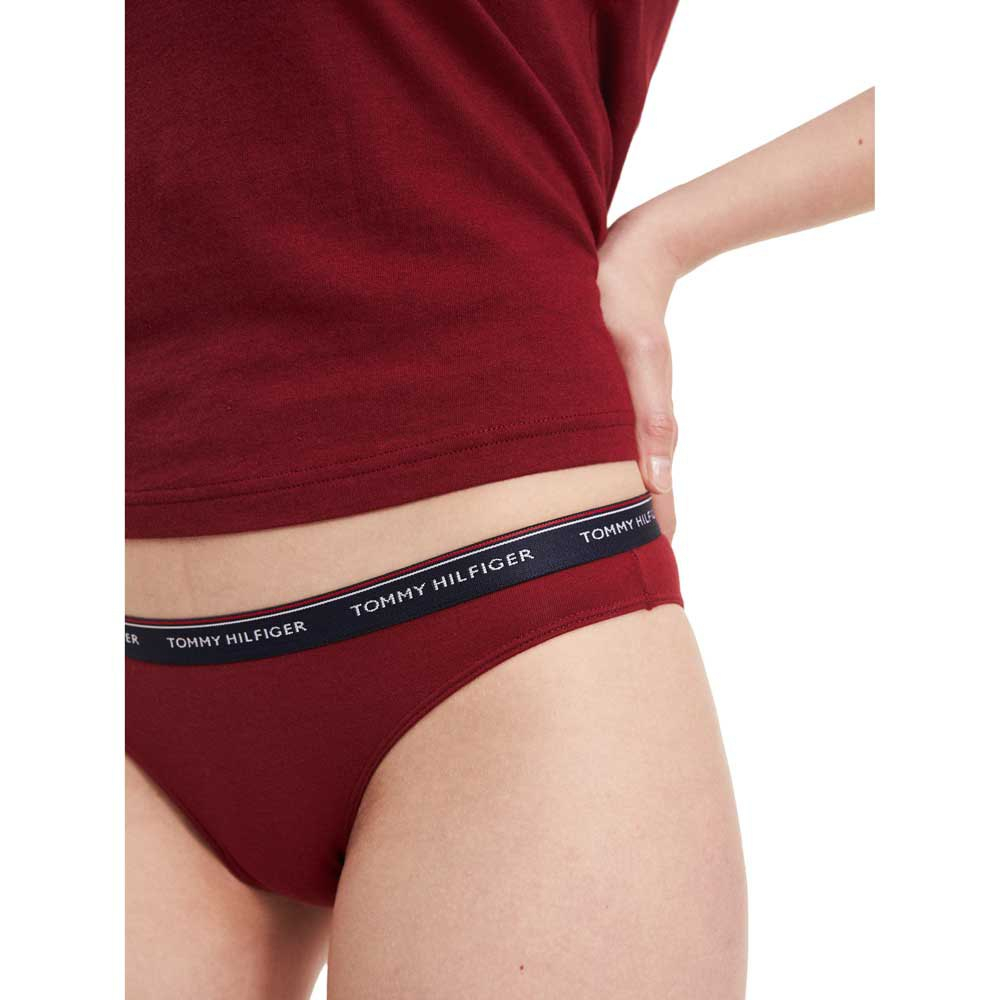 detail Tommy Hilfiger sada dámských kalhotek