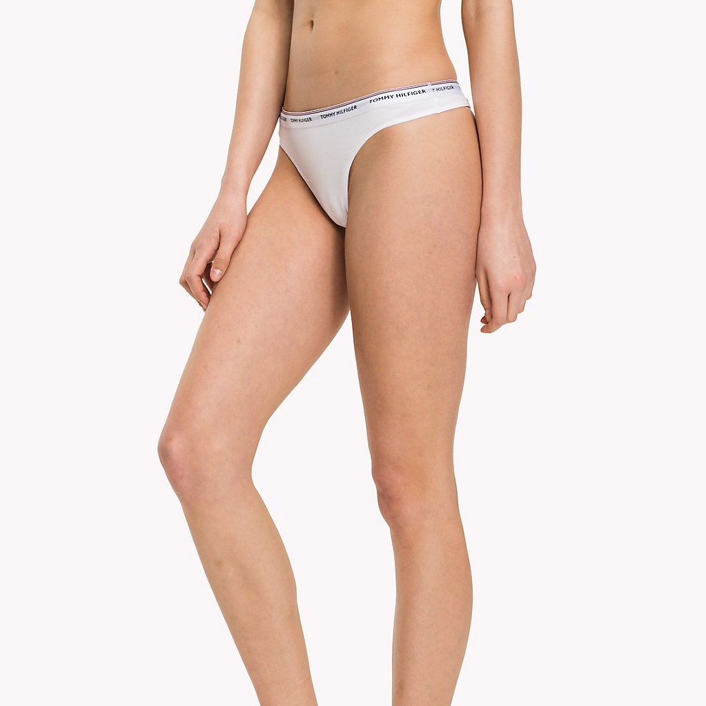 detail Tommy Hilfiger 3PACK dámské bílé tanga