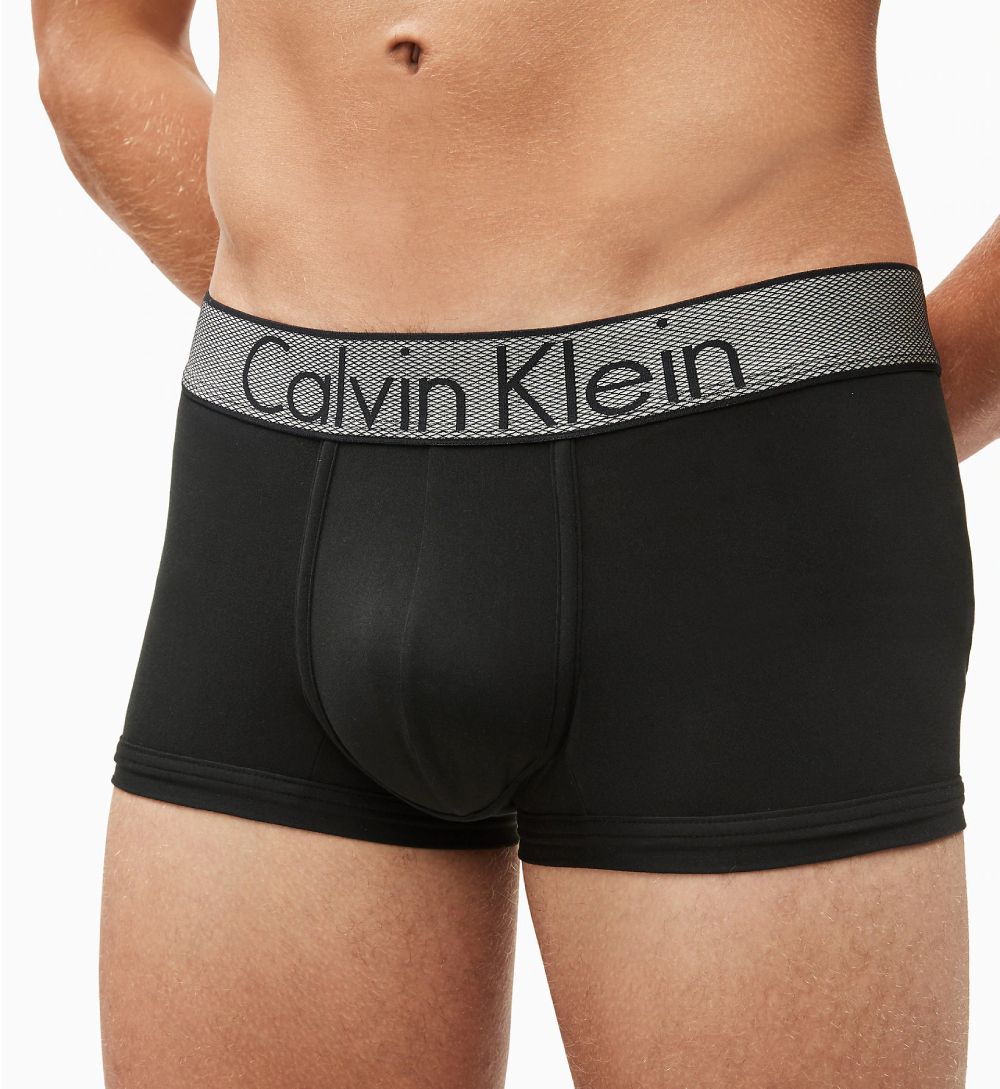 detail Calvin Klein pánské černé boxerky