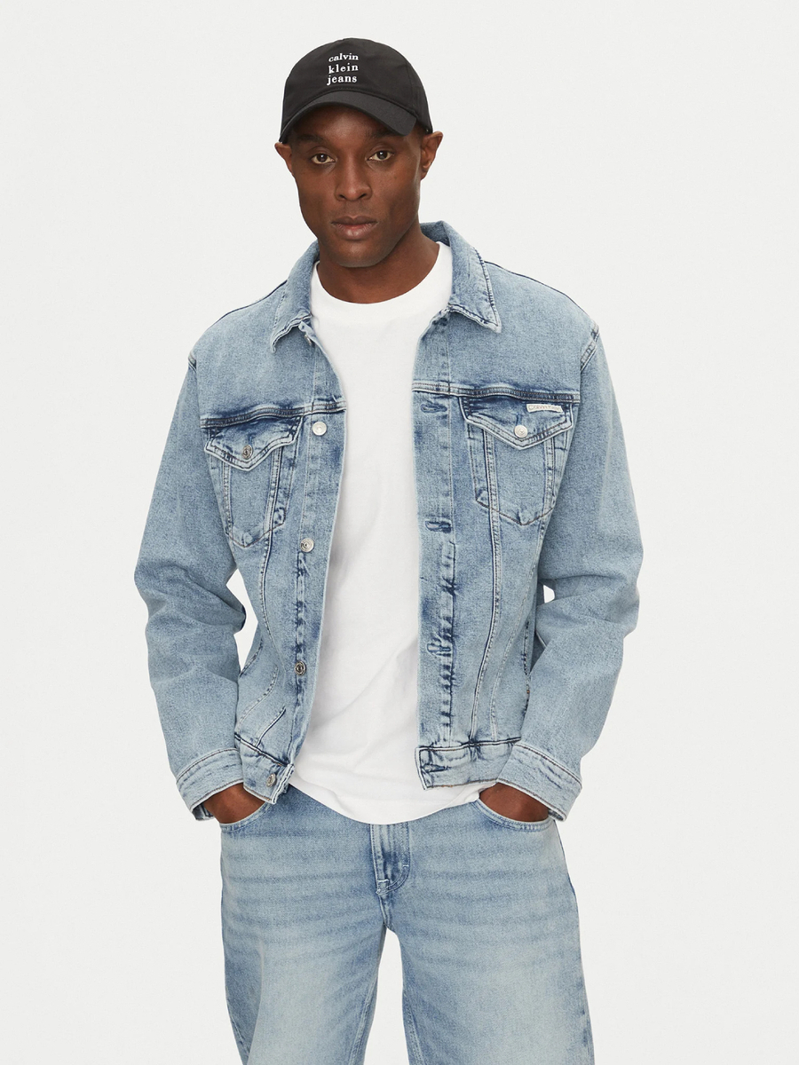 detail Calvin Klein pánská černá kšiltovka