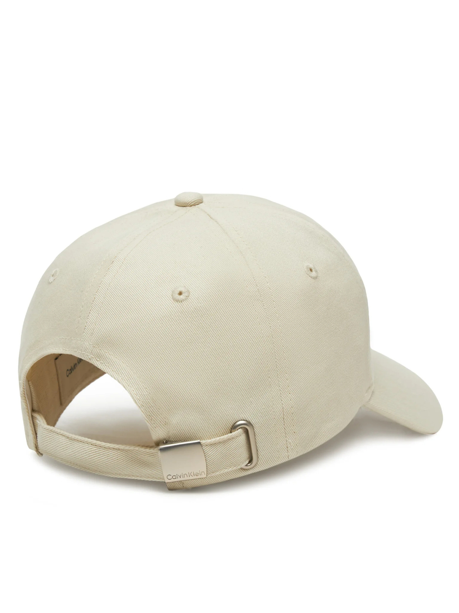 detail Calvin Klein dámská bílá kšiltovka