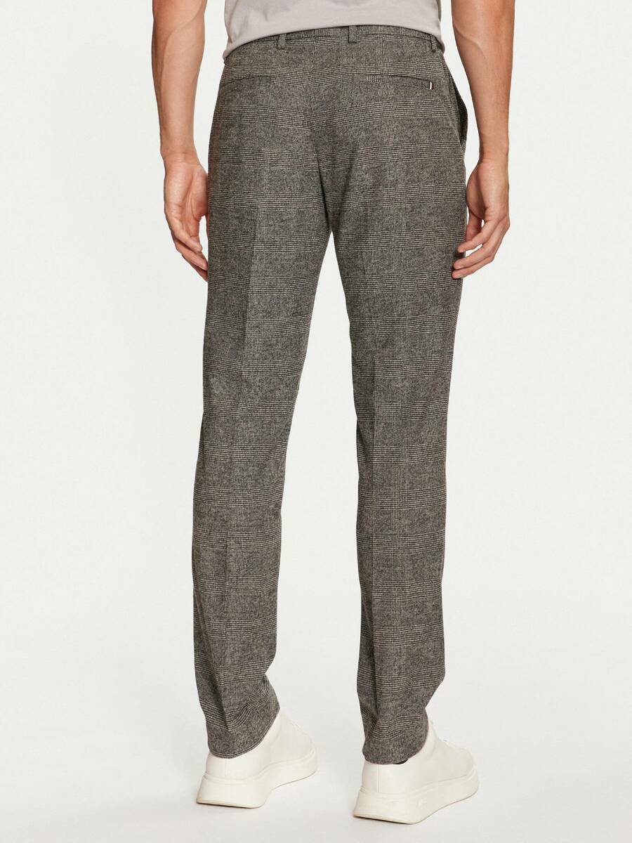 detail Tommy Hilfiger pánské šedé kalhoty Denton