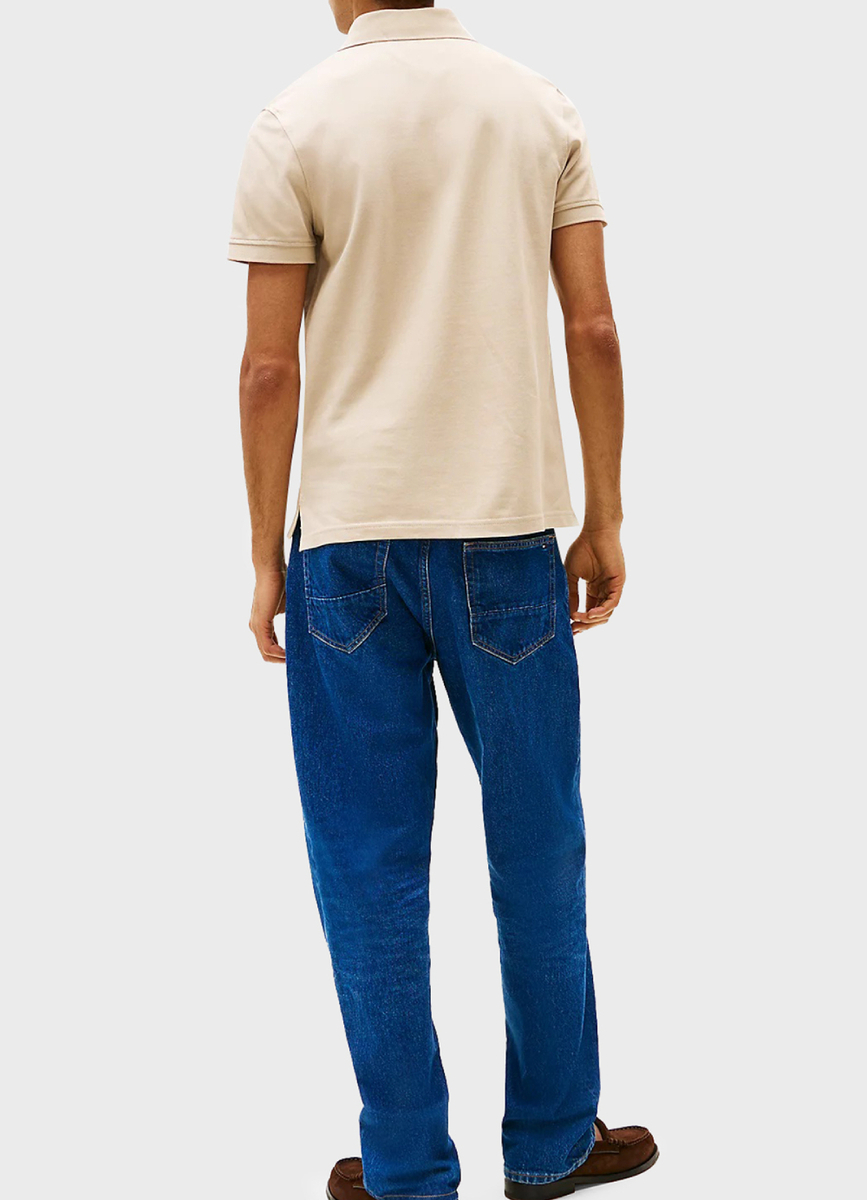 detail Tommy Hilfiger pánské béžové polo tričko