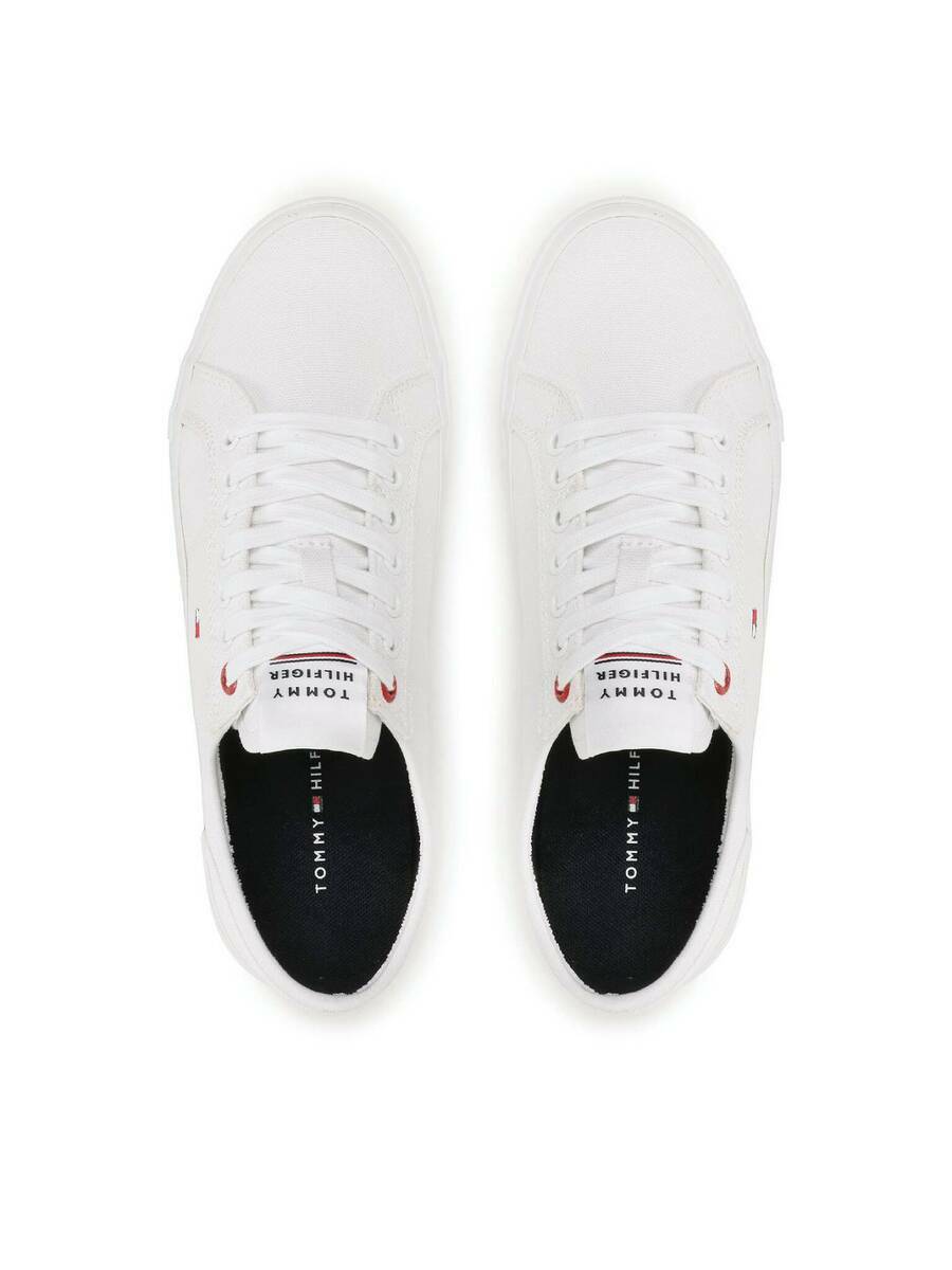 detail Tommy Hilfiger pánské bílé tenisky