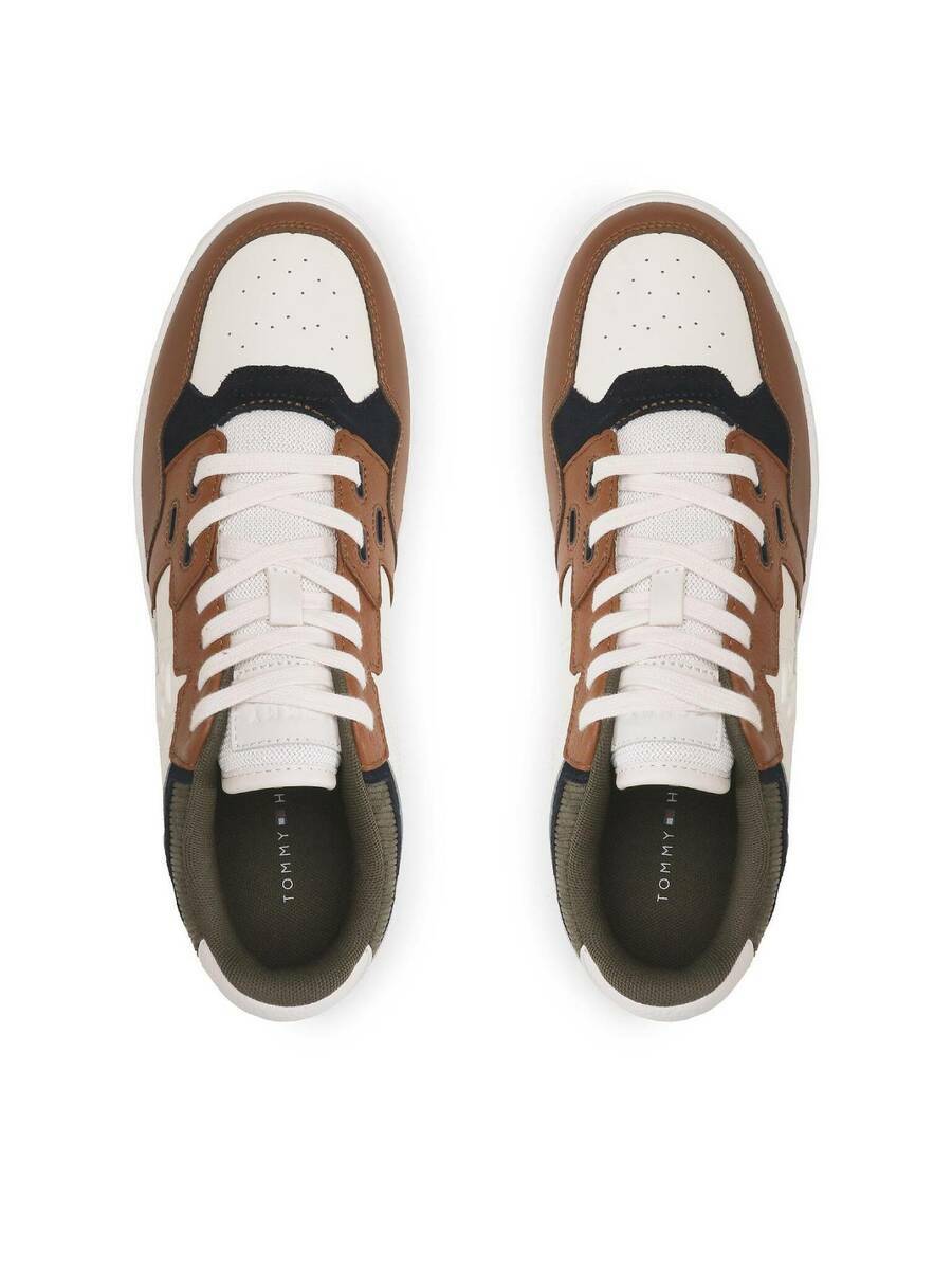 detail Tommy Hilfiger pánské barevné tenisky