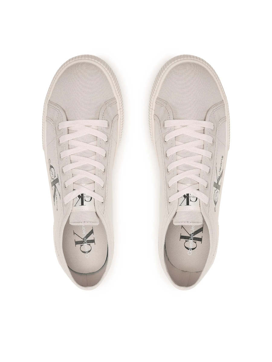 detail Calvin Klein pánské béžové tenisky