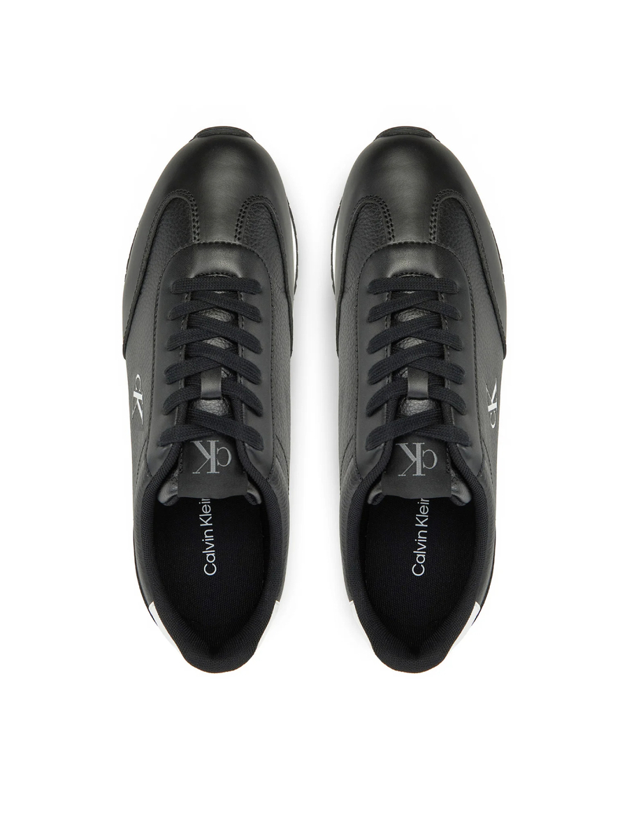 detail Calvin Klein pánské černé tenisky