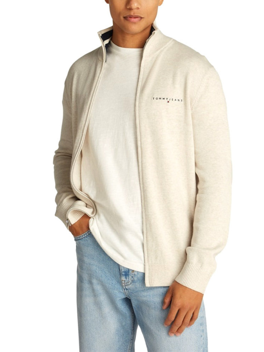 detail Tommy Jeans pánský krémový svetr