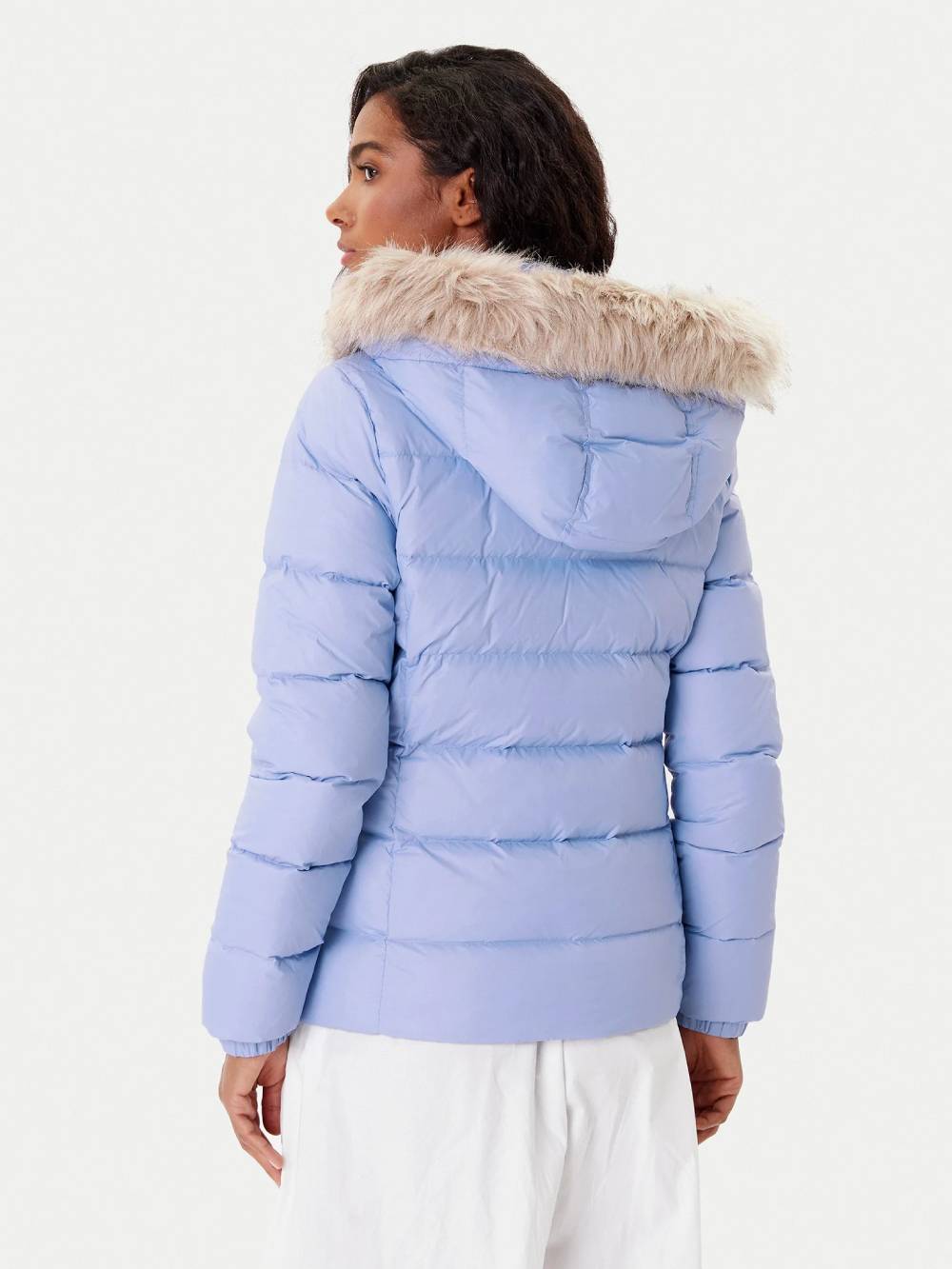 detail Tommy Jeans dámská světle fialová bunda