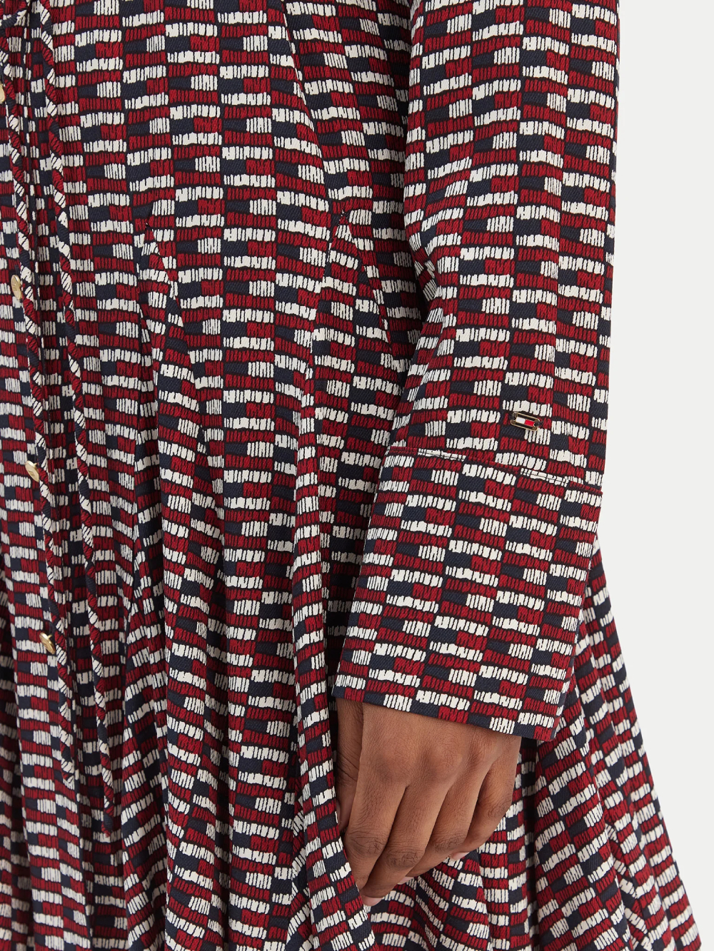 detail Tommy Hilfiger dámské barevné šaty