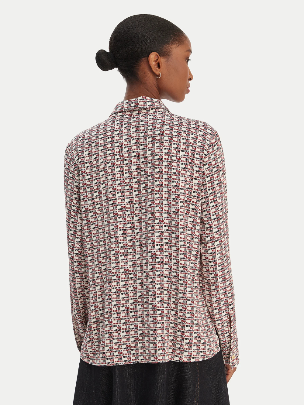 detail Tommy Hilfiger dámská barevná košile