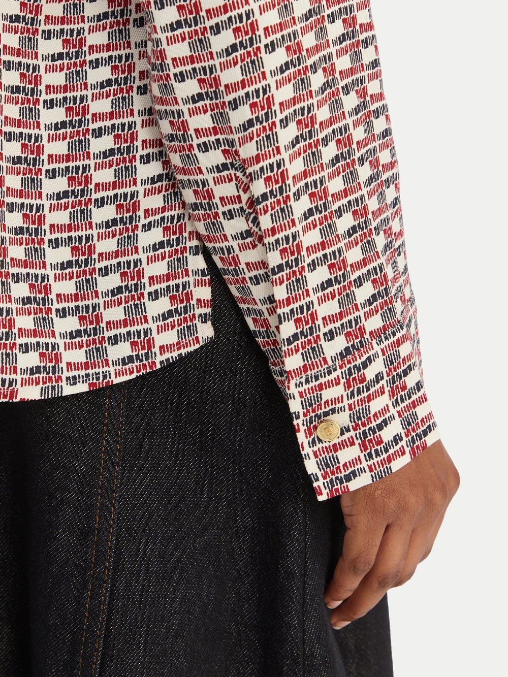 detail Tommy Hilfiger dámská barevná košile