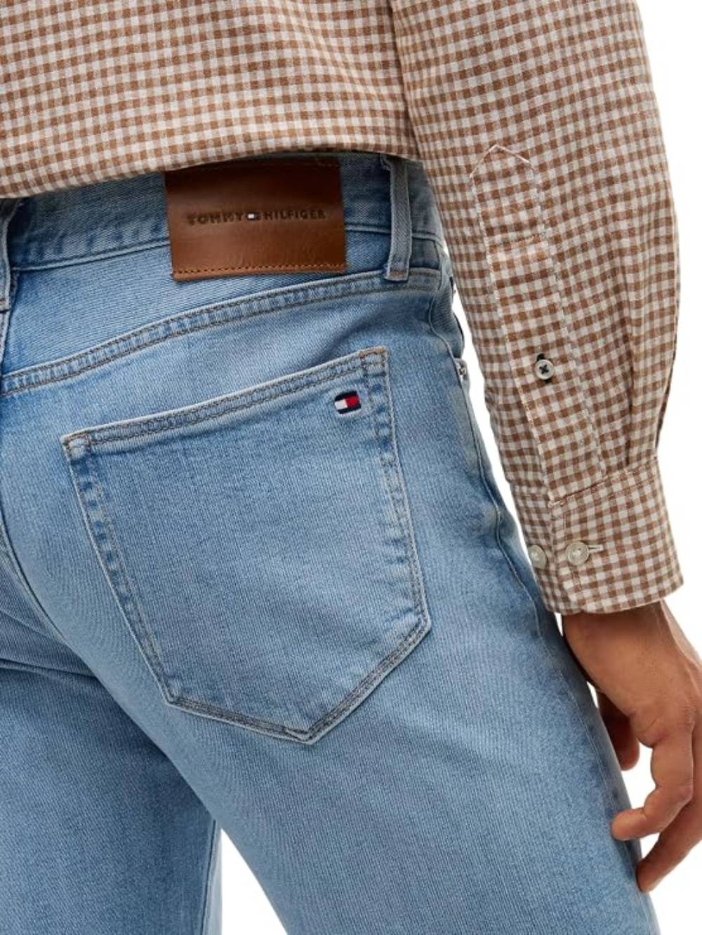 detail Tommy Hilfiger pánské modré džíny