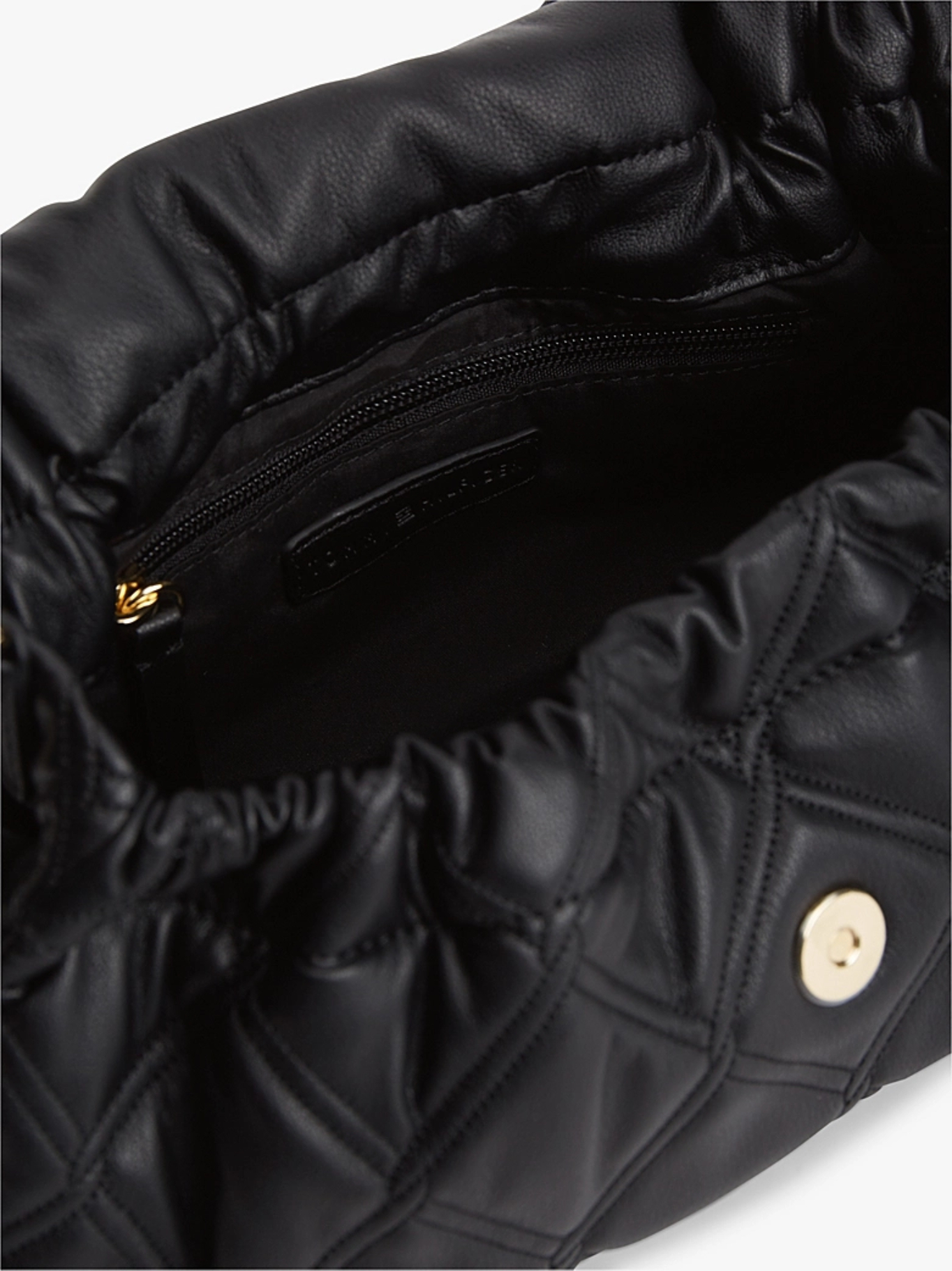 detail Tommy Hilfiger dámská černá kabelka