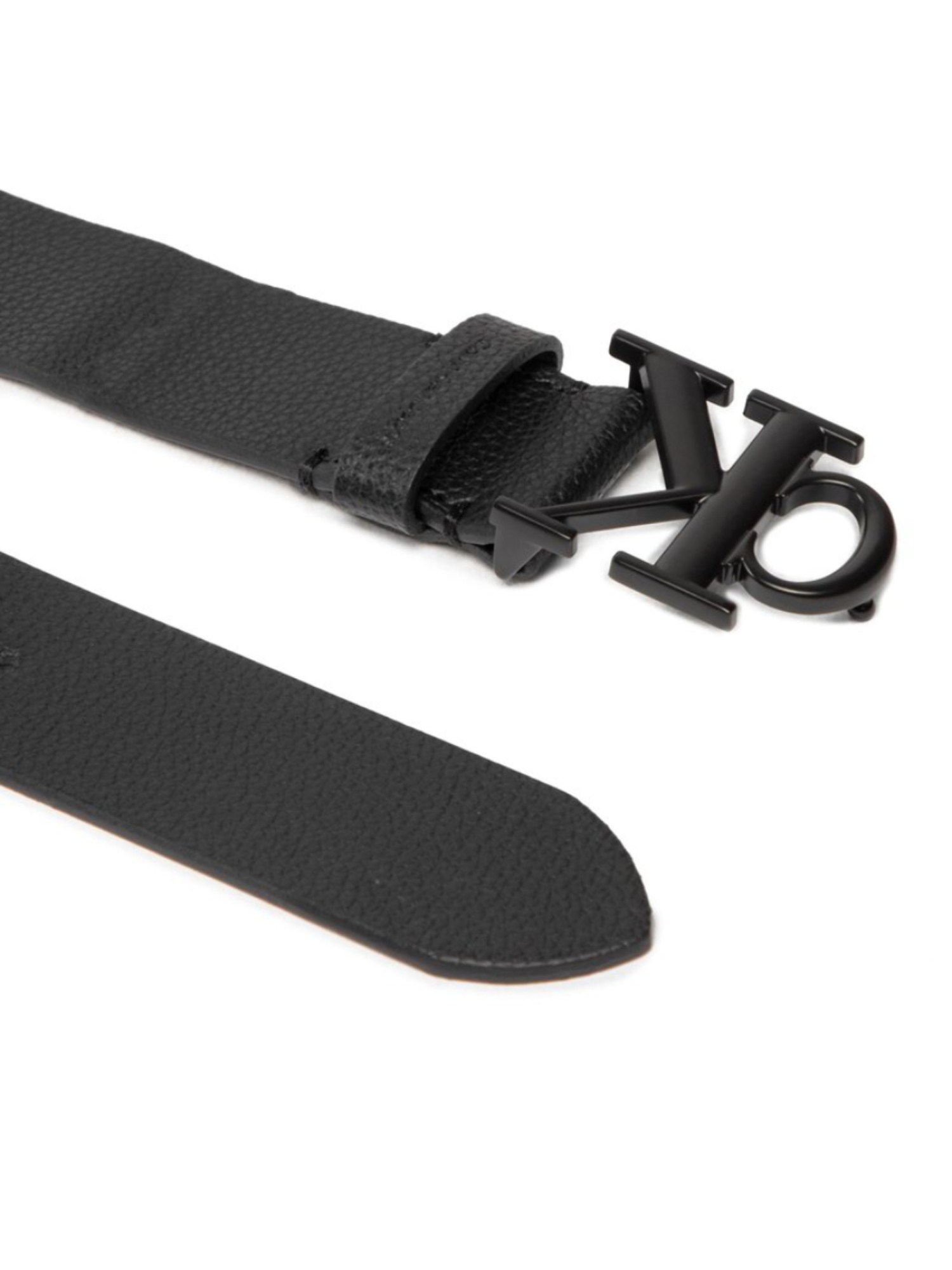 detail Calvin Klein pánský černý pásek