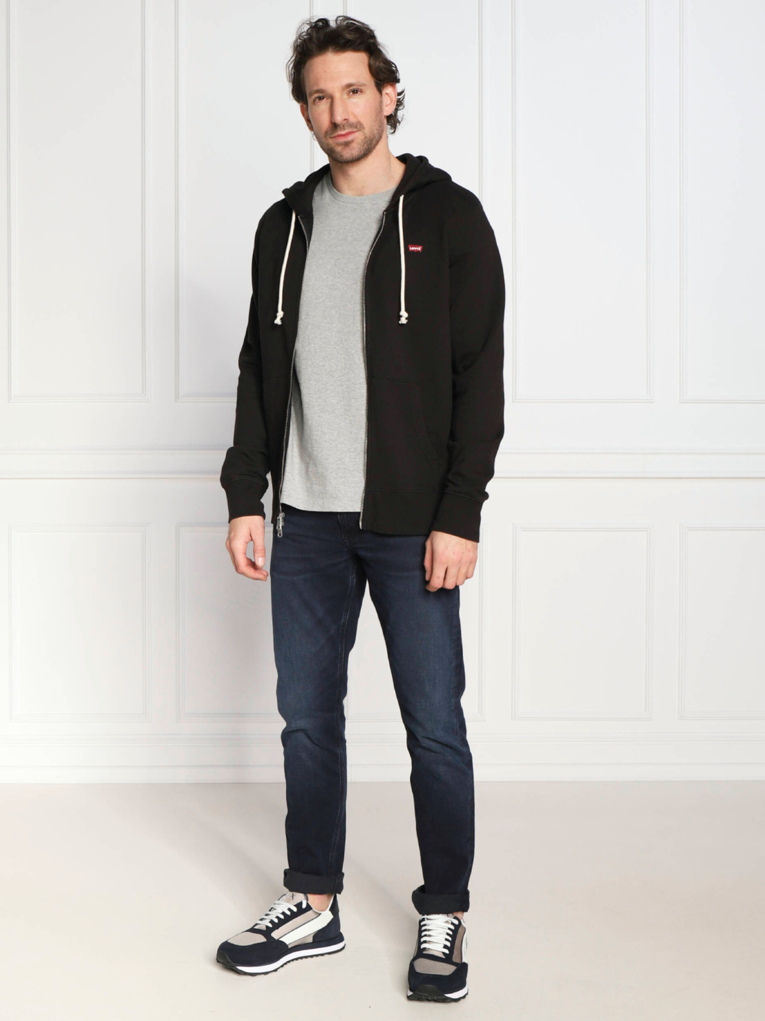 detail Calvin Klein pánské tmavě modré džíny SLIM