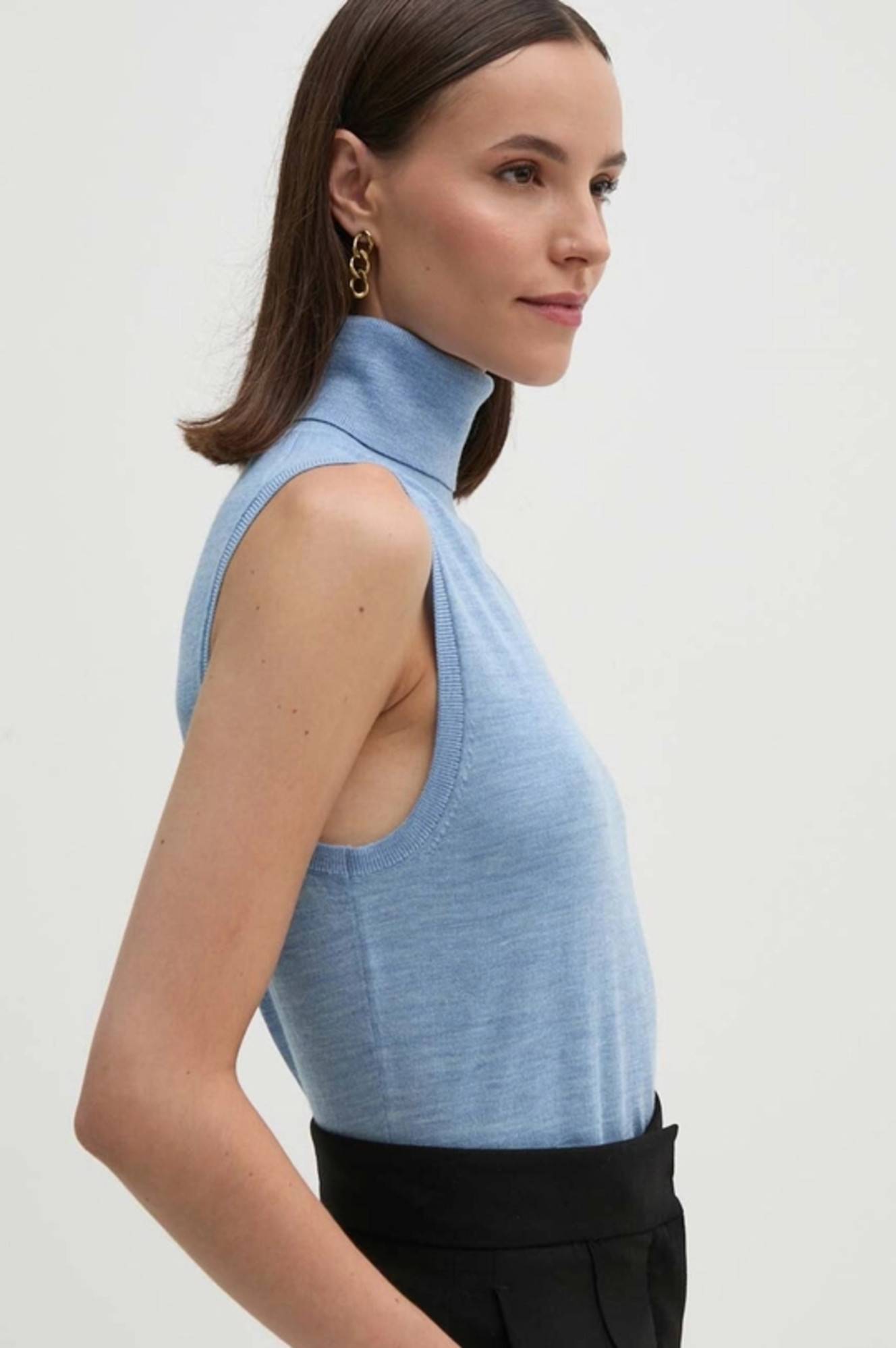 detail Tommy Hilfiger dámský vlněný rolák