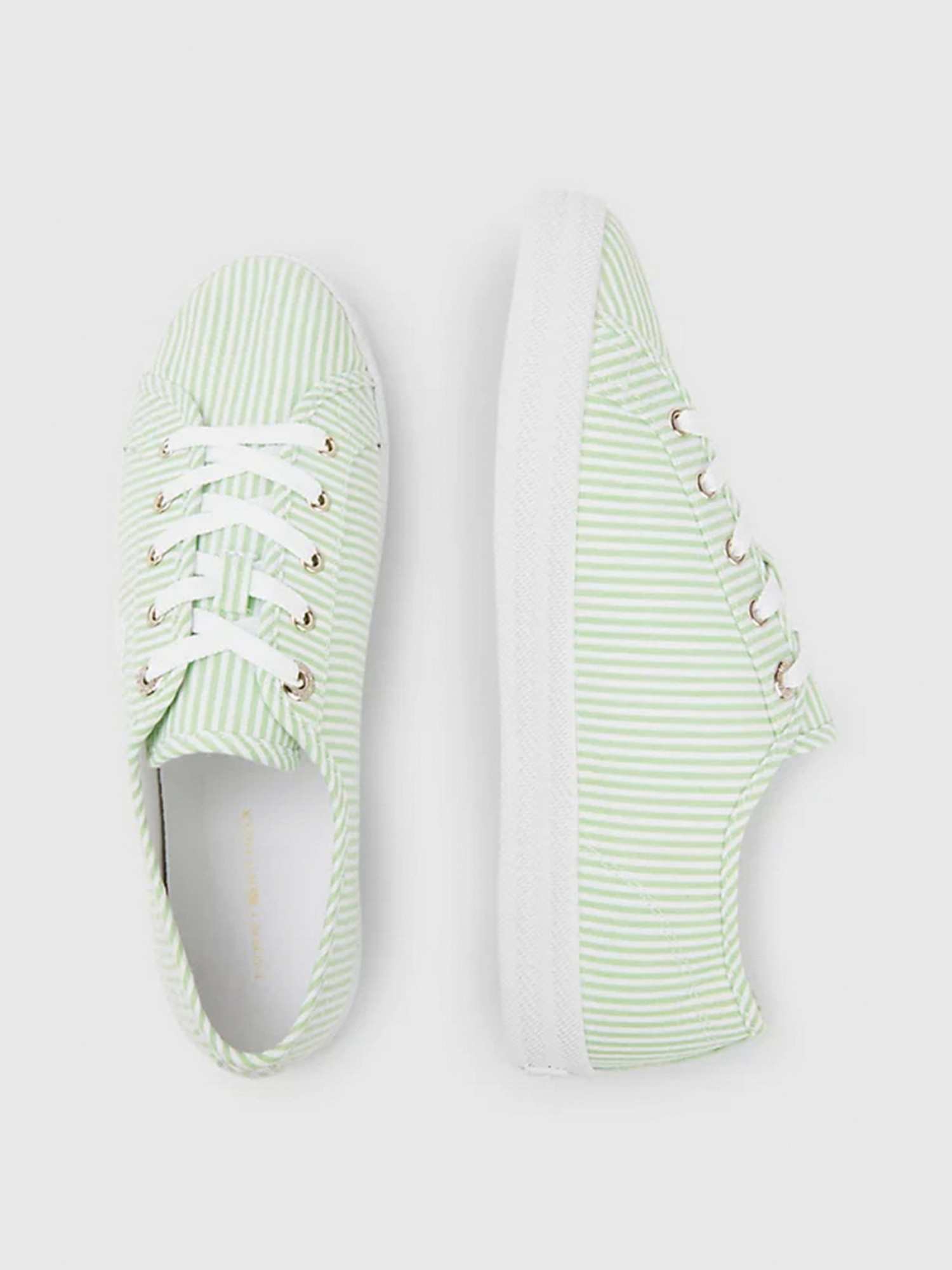 detail Tommy Hilfiger dámské zelenobílé tenisky