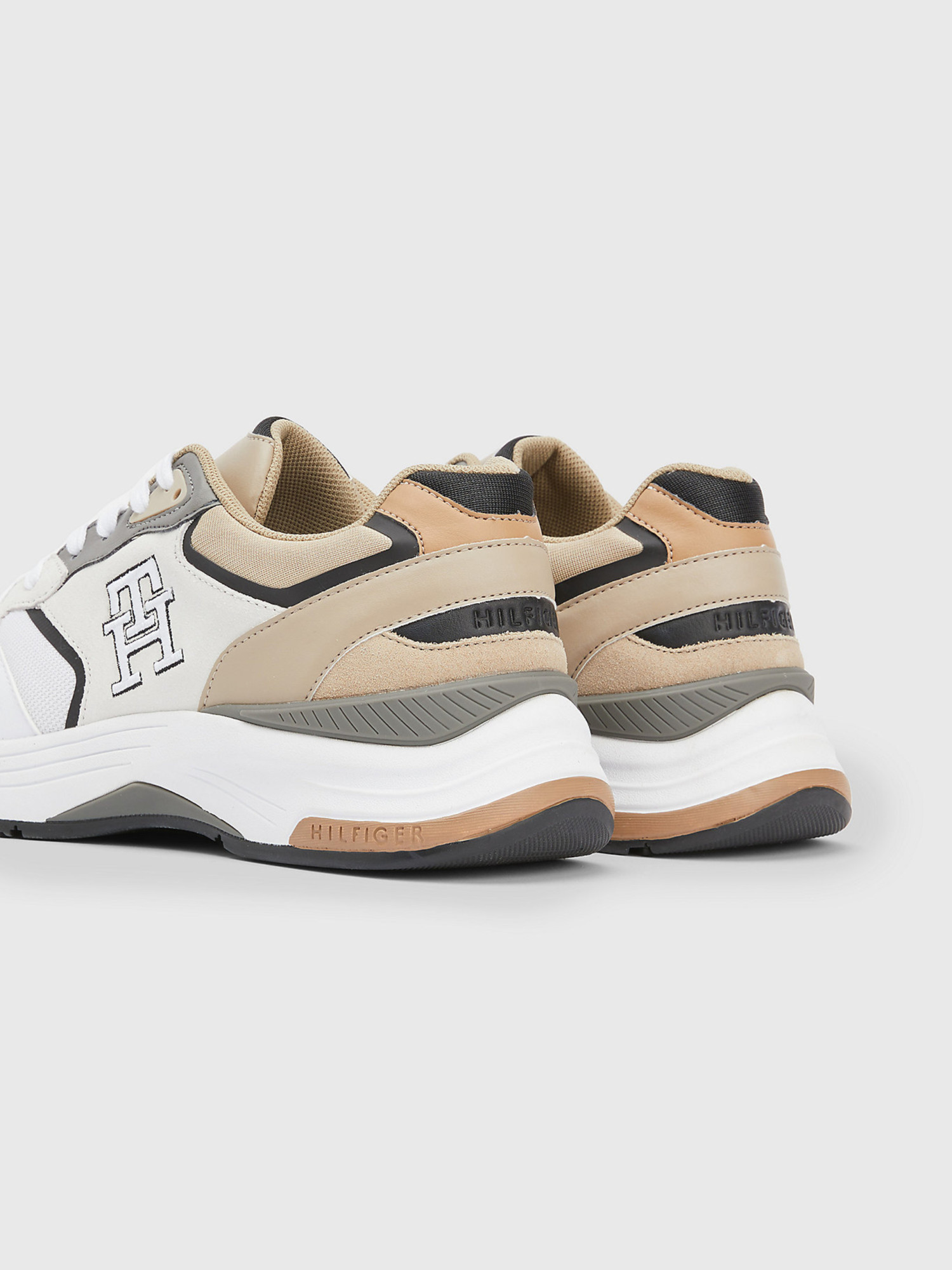 detail Tommy Hilfiger pánské béžové tenisky Modern