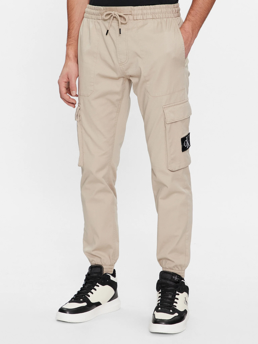 Levně Calvin Klein pánské béžové cargo kalhoty