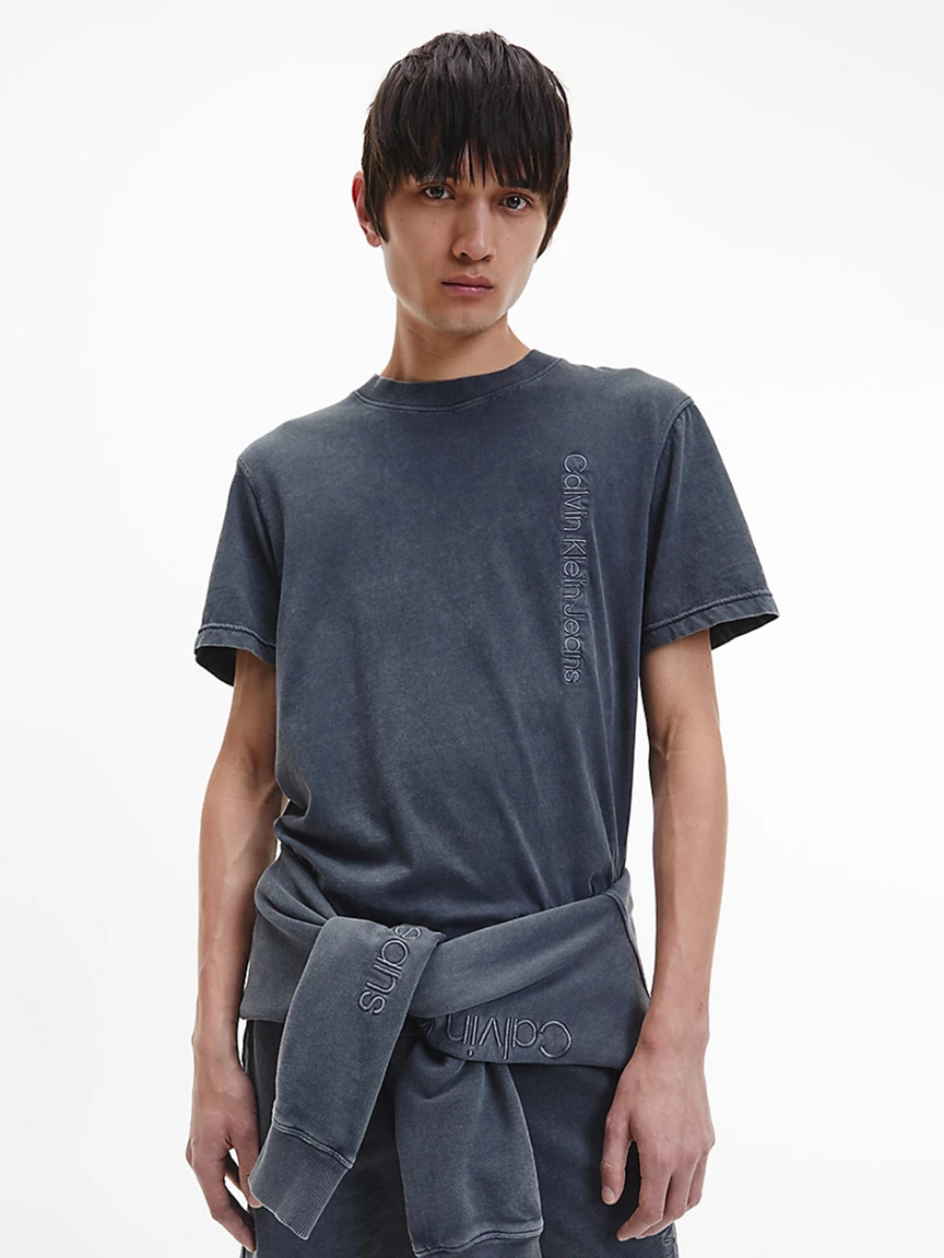 Calvin Klein pánské antracitové tričko - L (PT2)