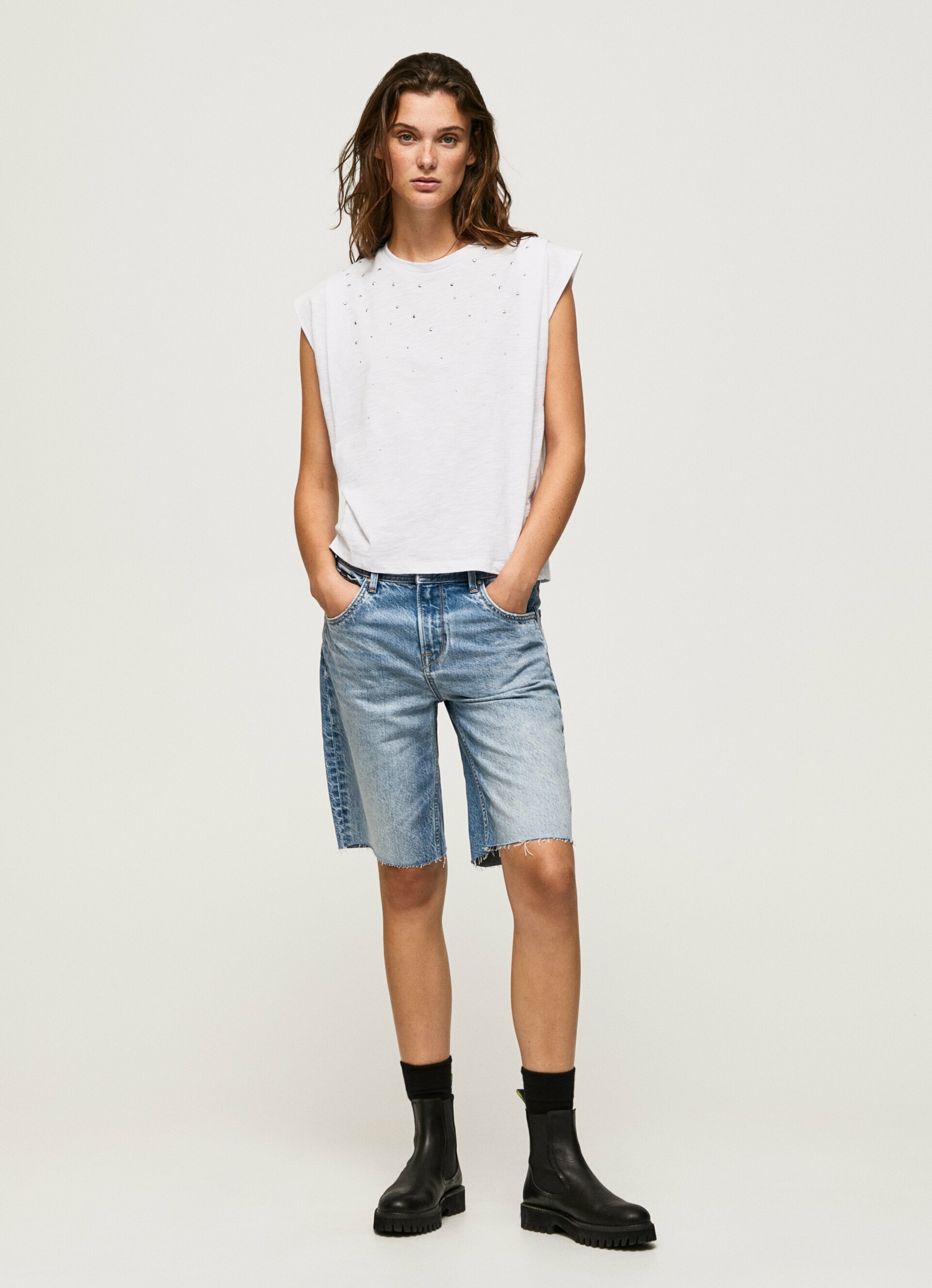 Pepe Jeans dámské bíle triko  MORGANA s cvoky - M (800)