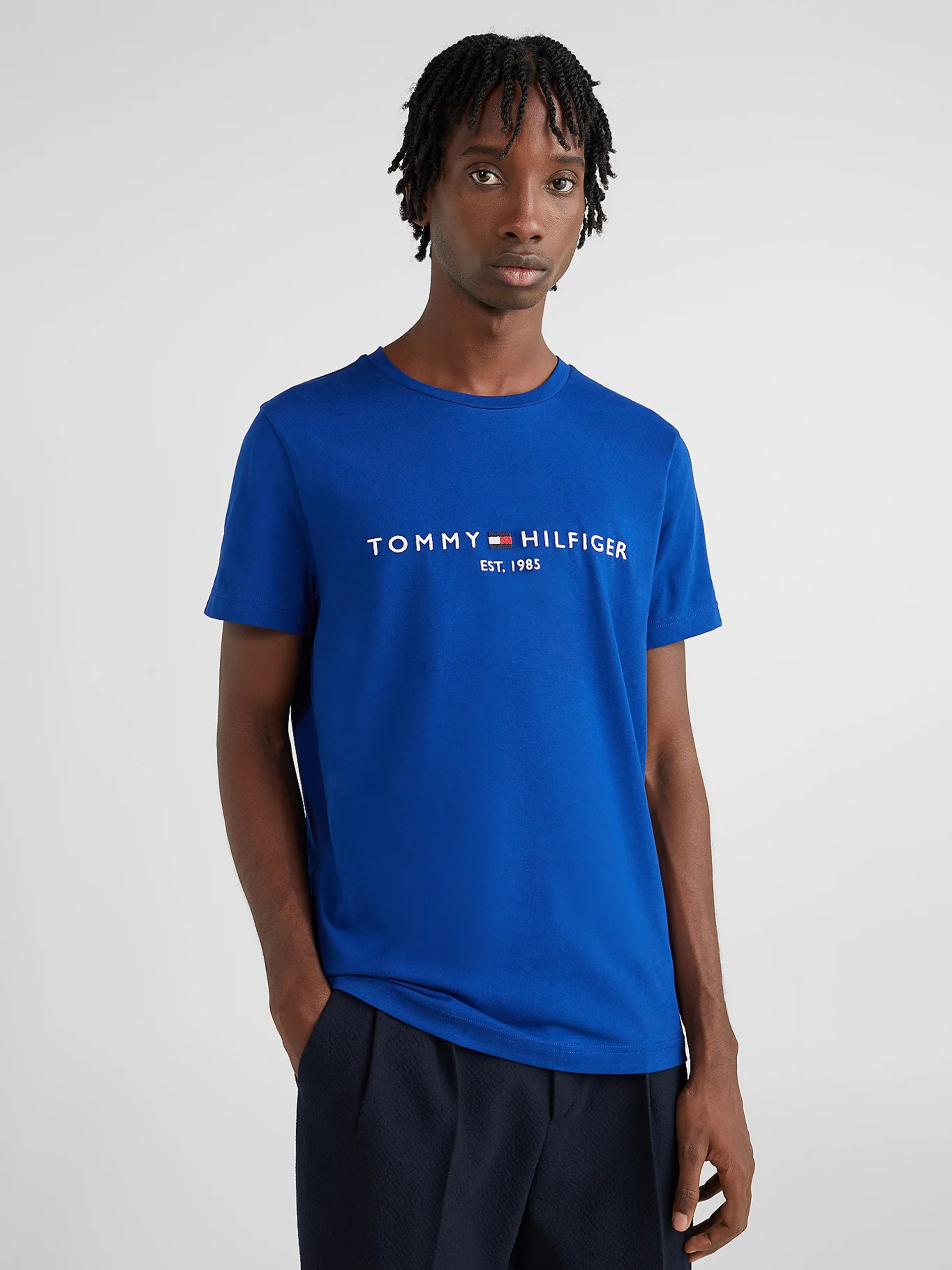 Tommy Hilfiger pánské modré triko Logo - XL (C7L)