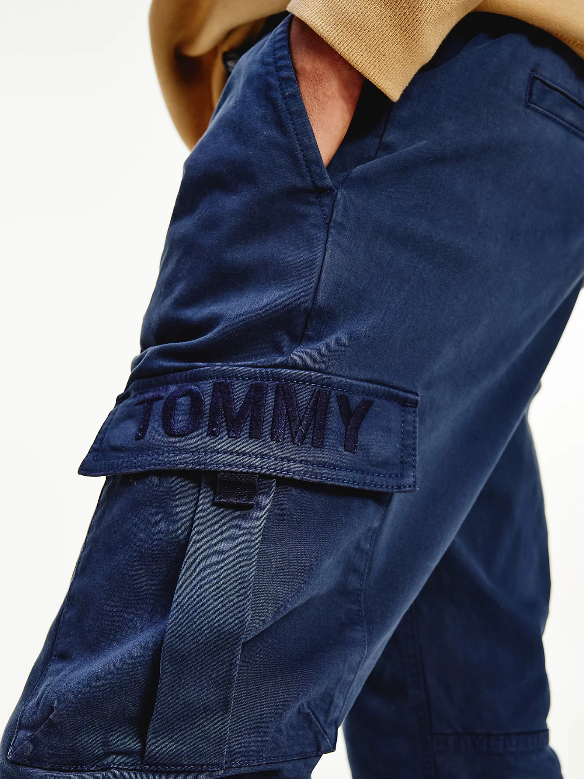 Tommy Jeans pánské tmavě modré kalhoty SCANTON CARGO  - M/R (C87)