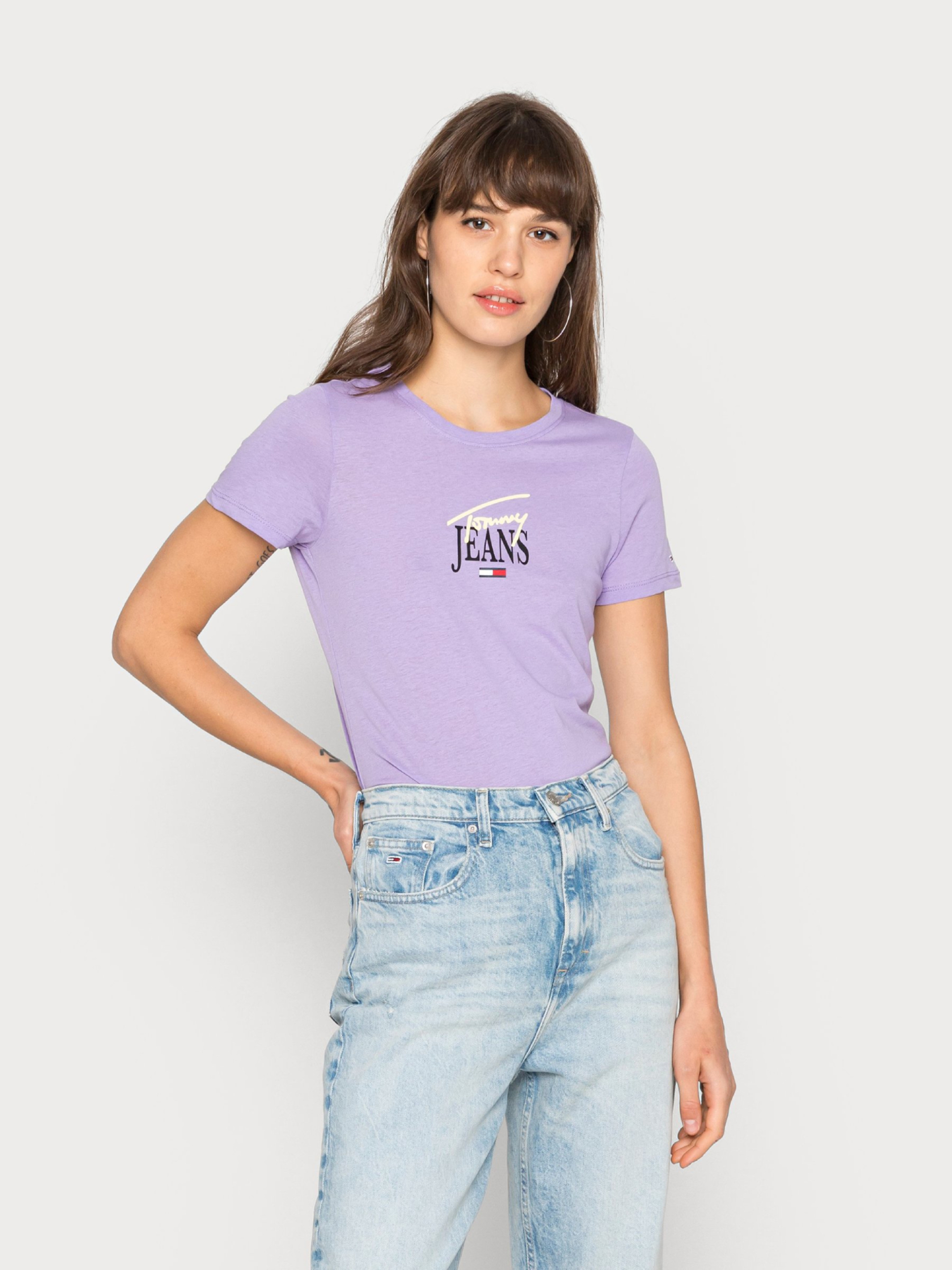 Tommy Jeans dámské světle fialové triko