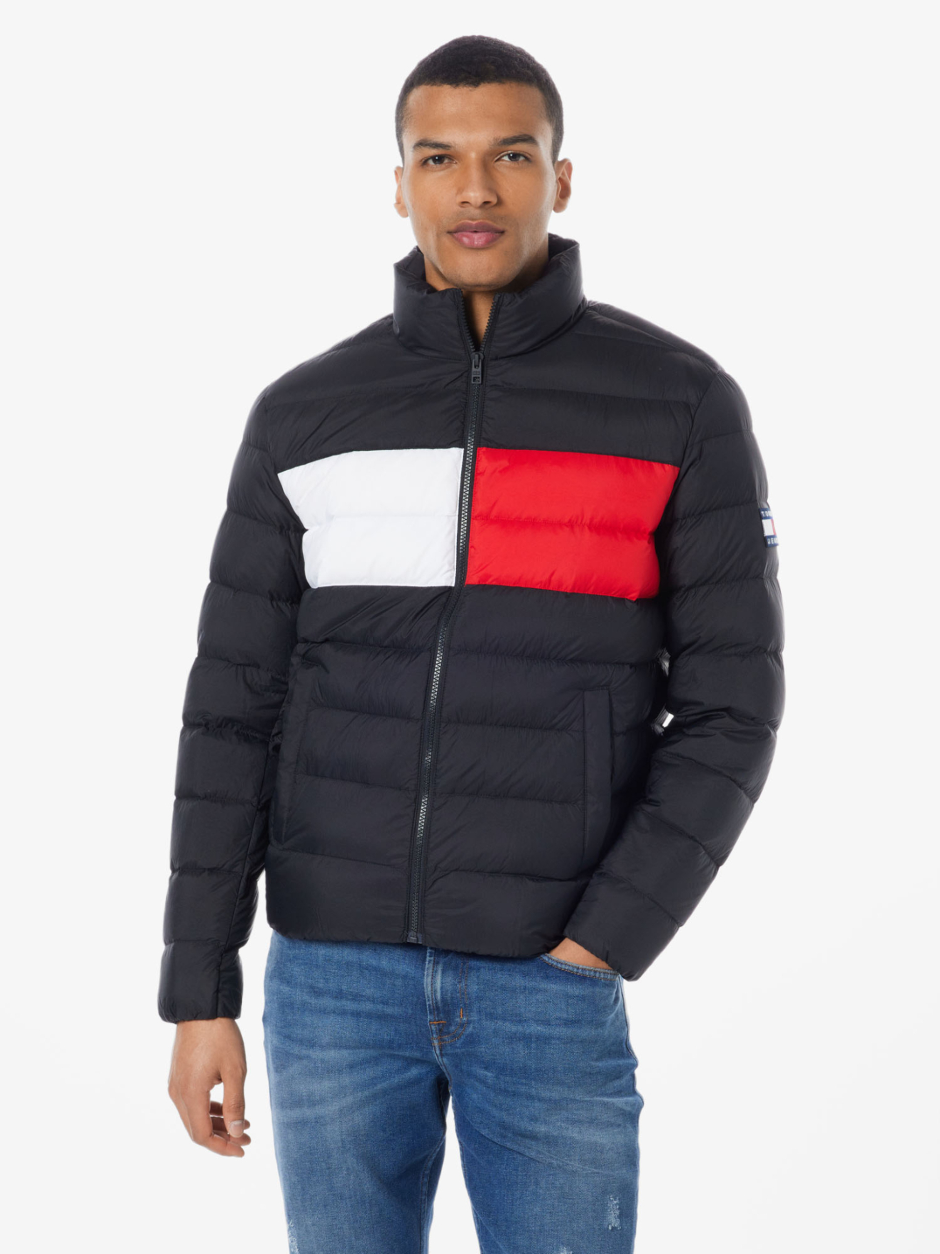 Tommy Jeans pánská černá bunda ESSENTIAL FLAG