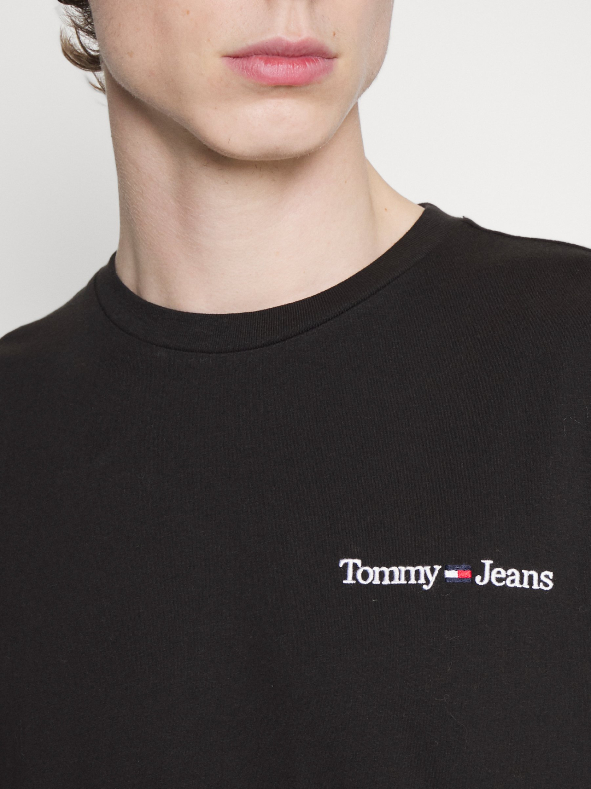 Tommy Jeans pánské černé triko - L (BDS)