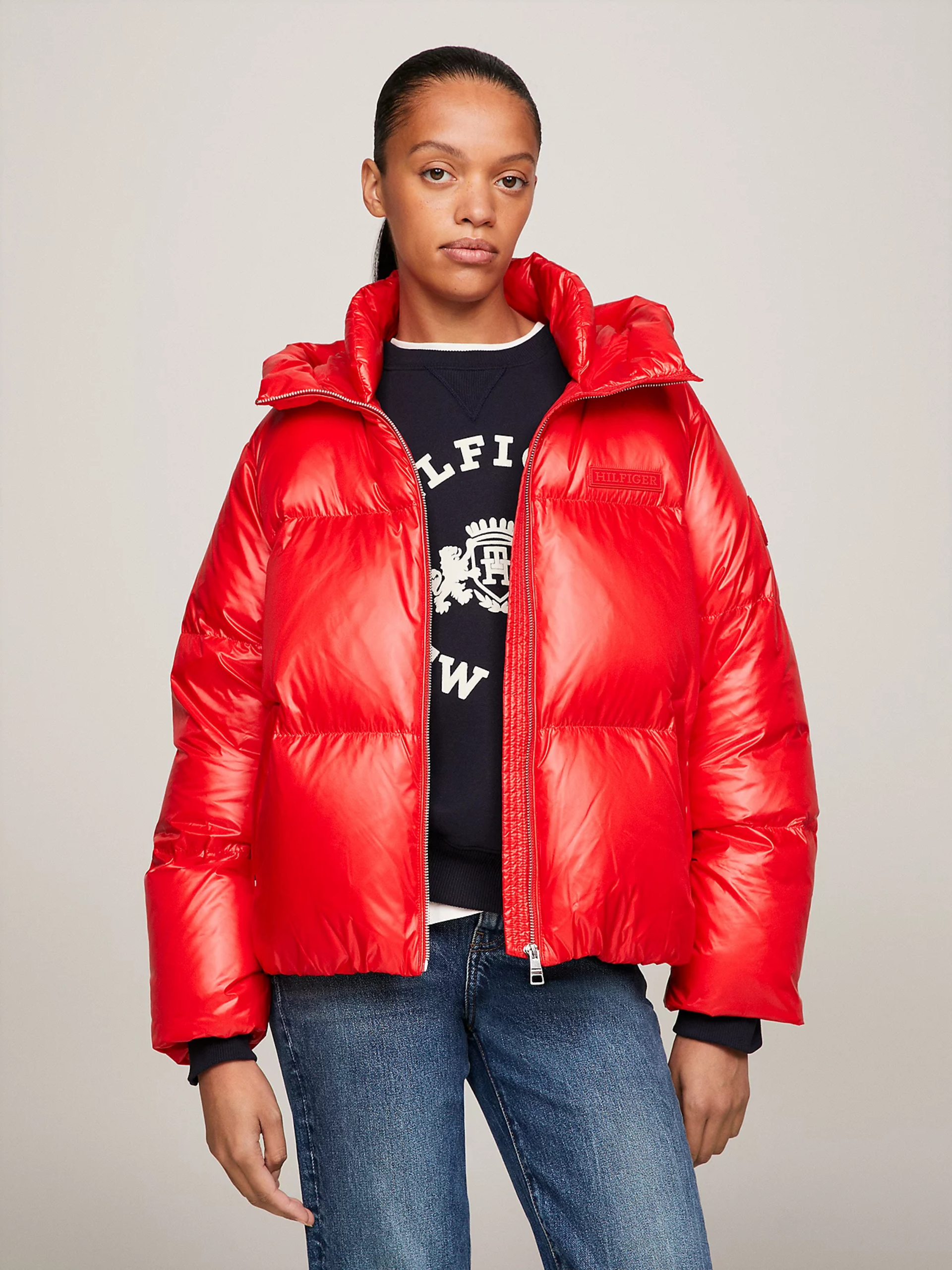 Tommy Hilfiger dámská červená péřová bunda s kapucí - S (SNE)