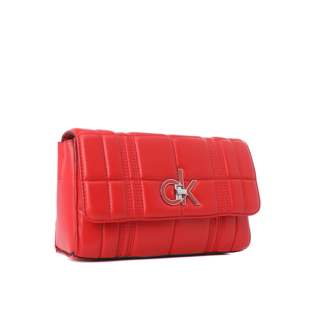 Calvin Klein dámská červená kabelka Flap - OS (XA8)