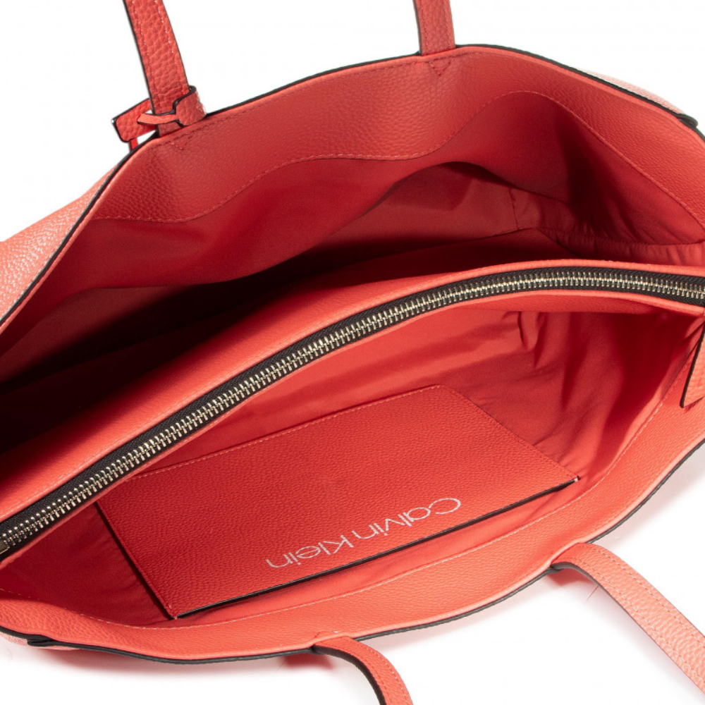 Calvin Klein dámská korálová kabelka - OS (XA4)