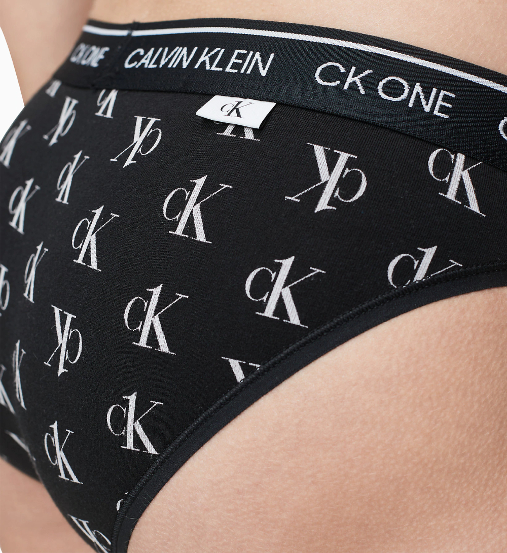 Calvin Klein dámské černé kalhotky CK One - XS (SL5)