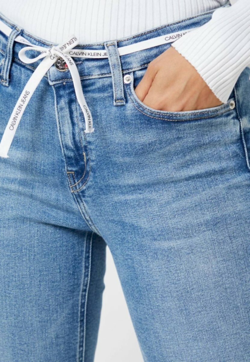 Calvin Klein dámské modré džíny - 26/NI (1AA)