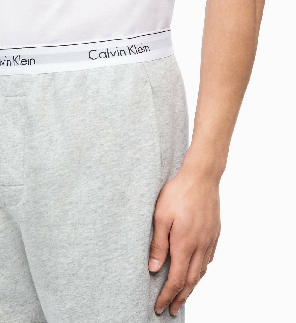 Calvin Klein pánské šedé teplákové šortky - L (080)