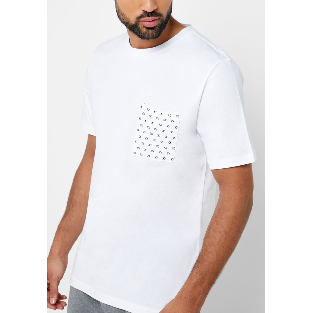 Calvin Klein pánské bílé tričko s logem na kapsičce - XL (112)
