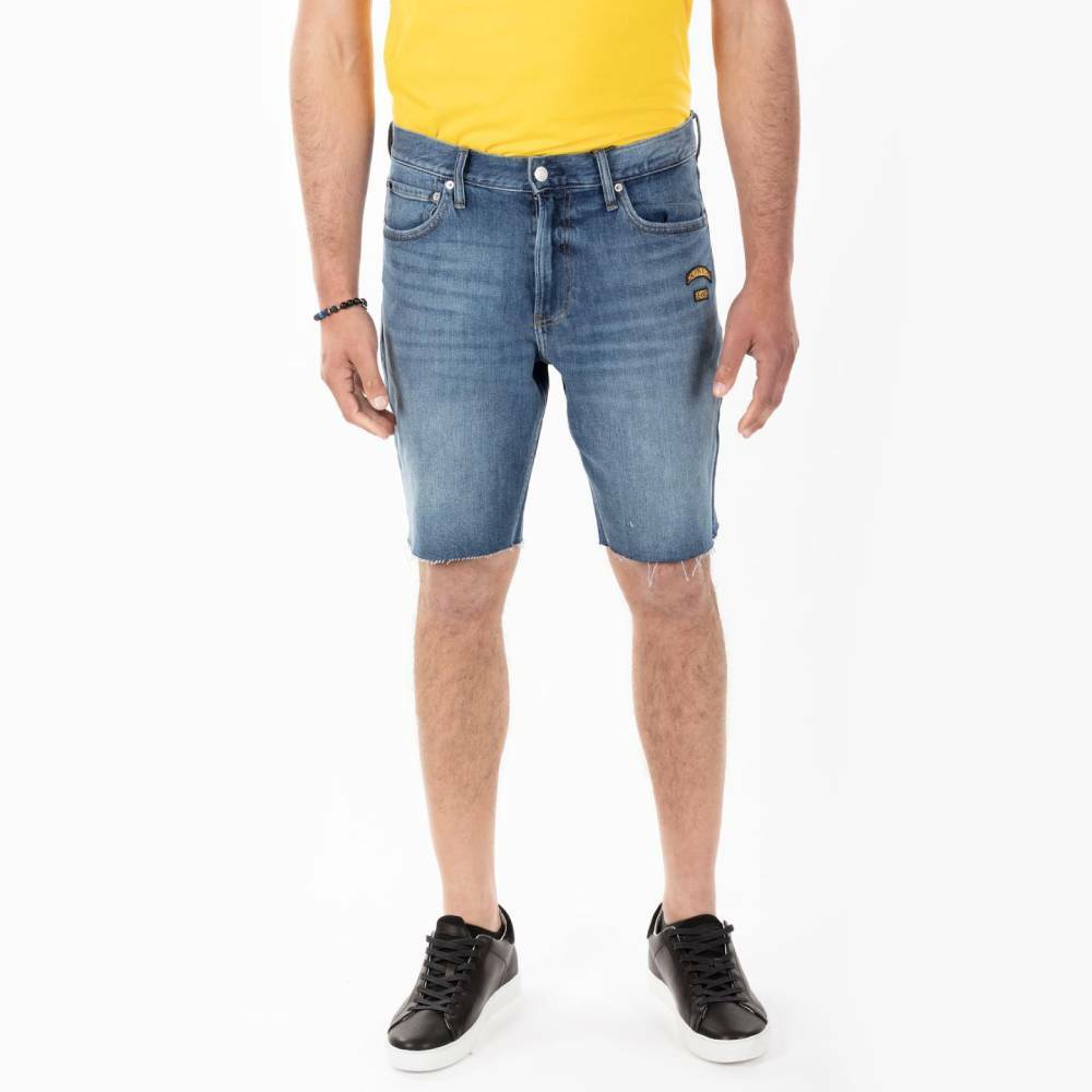 Levně Calvin Klein pánské modré džínové šortky - 32/NI (911)