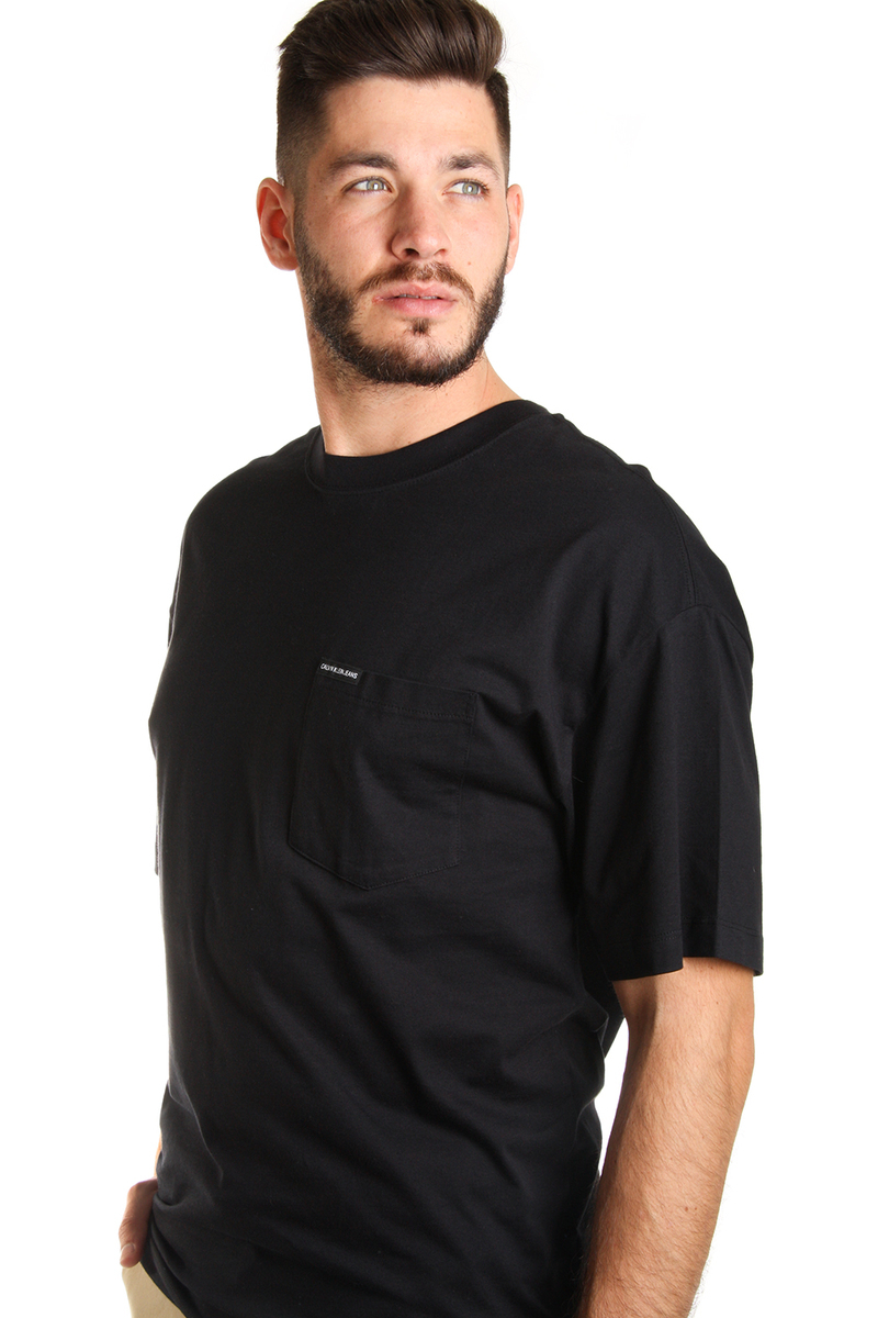 Calvin Klein pánské černé tričko Pocket - XL (099)