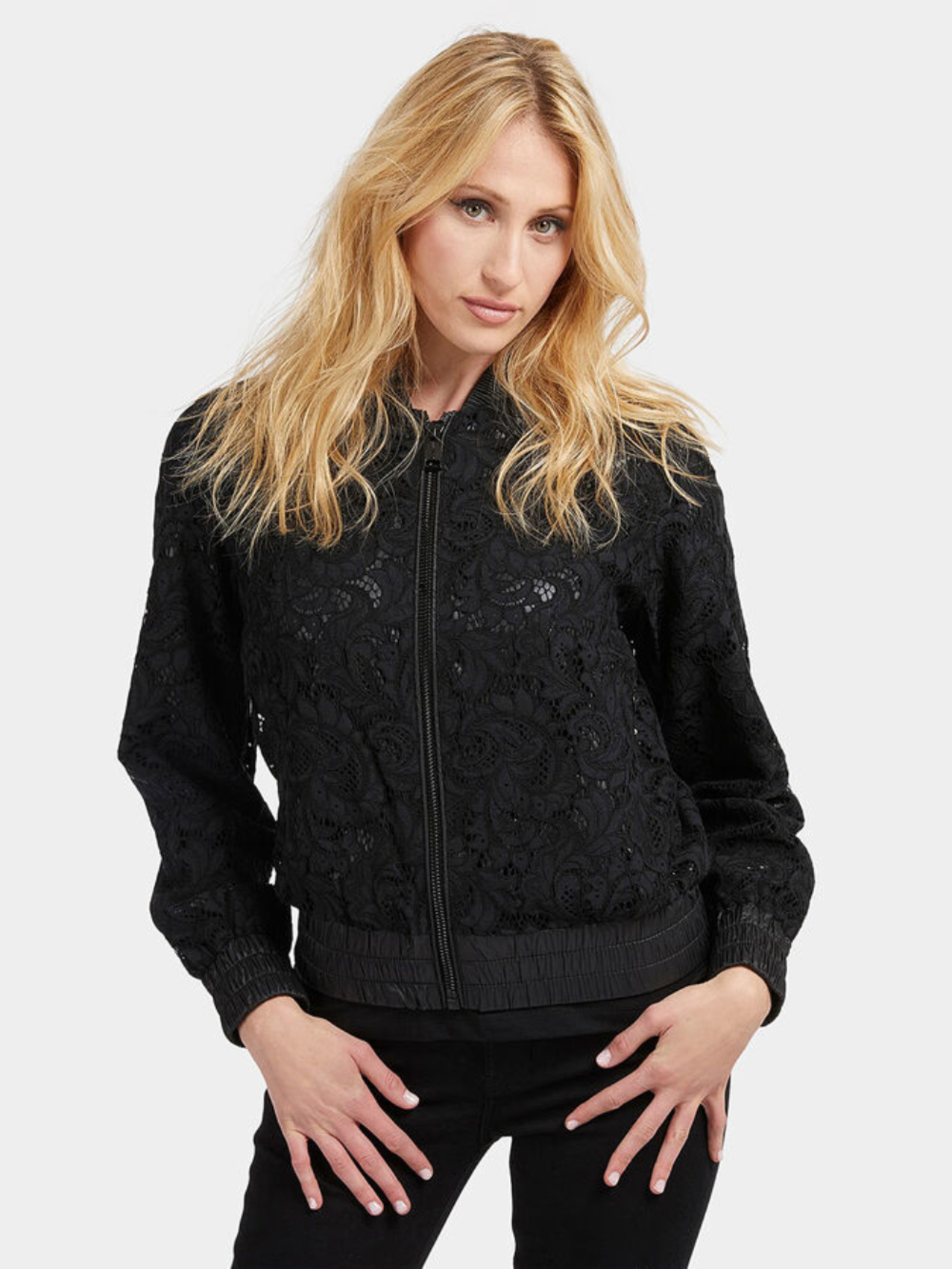 Guess dámský černý bomber - S (JBLK)