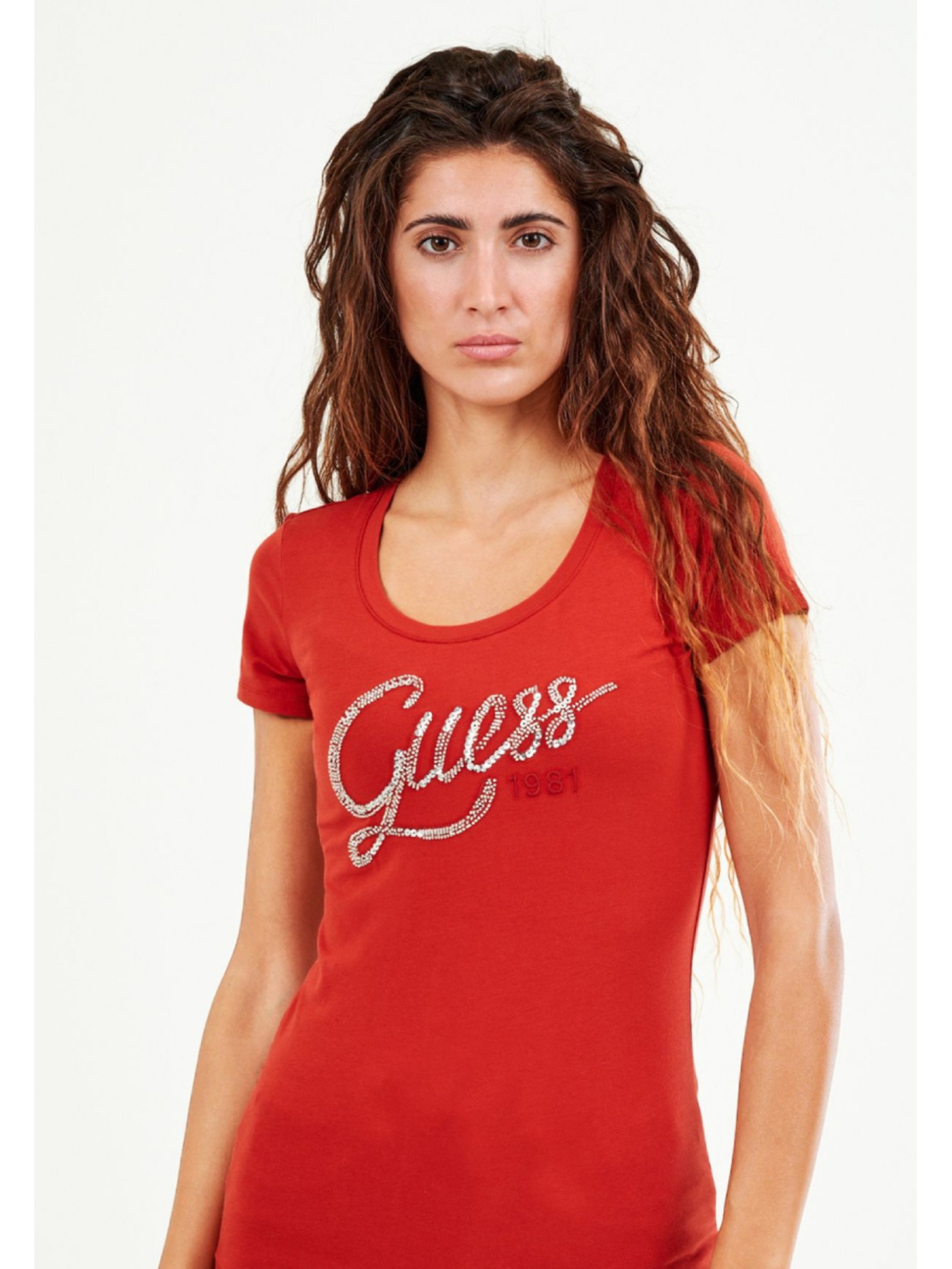 Guess dámské cihlové tričko - M (A50G)