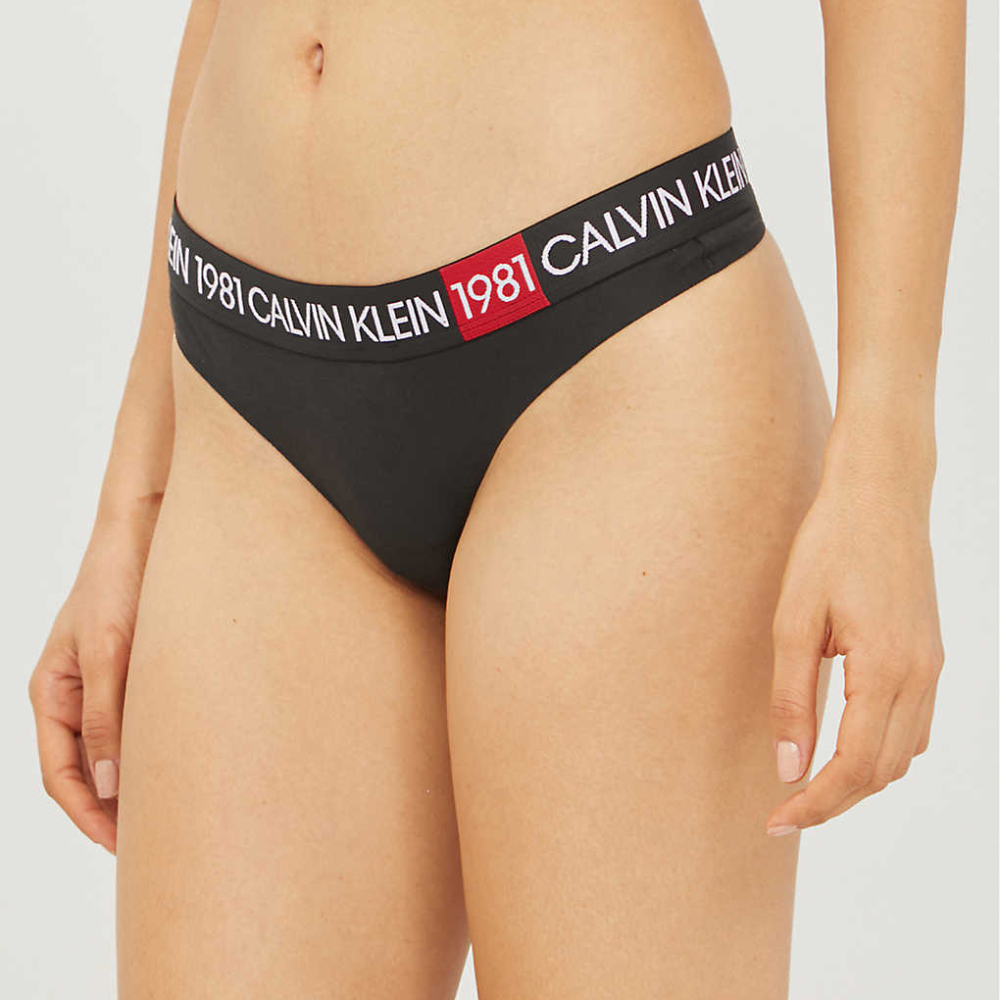 Calvin Klein dámské černé tanga
