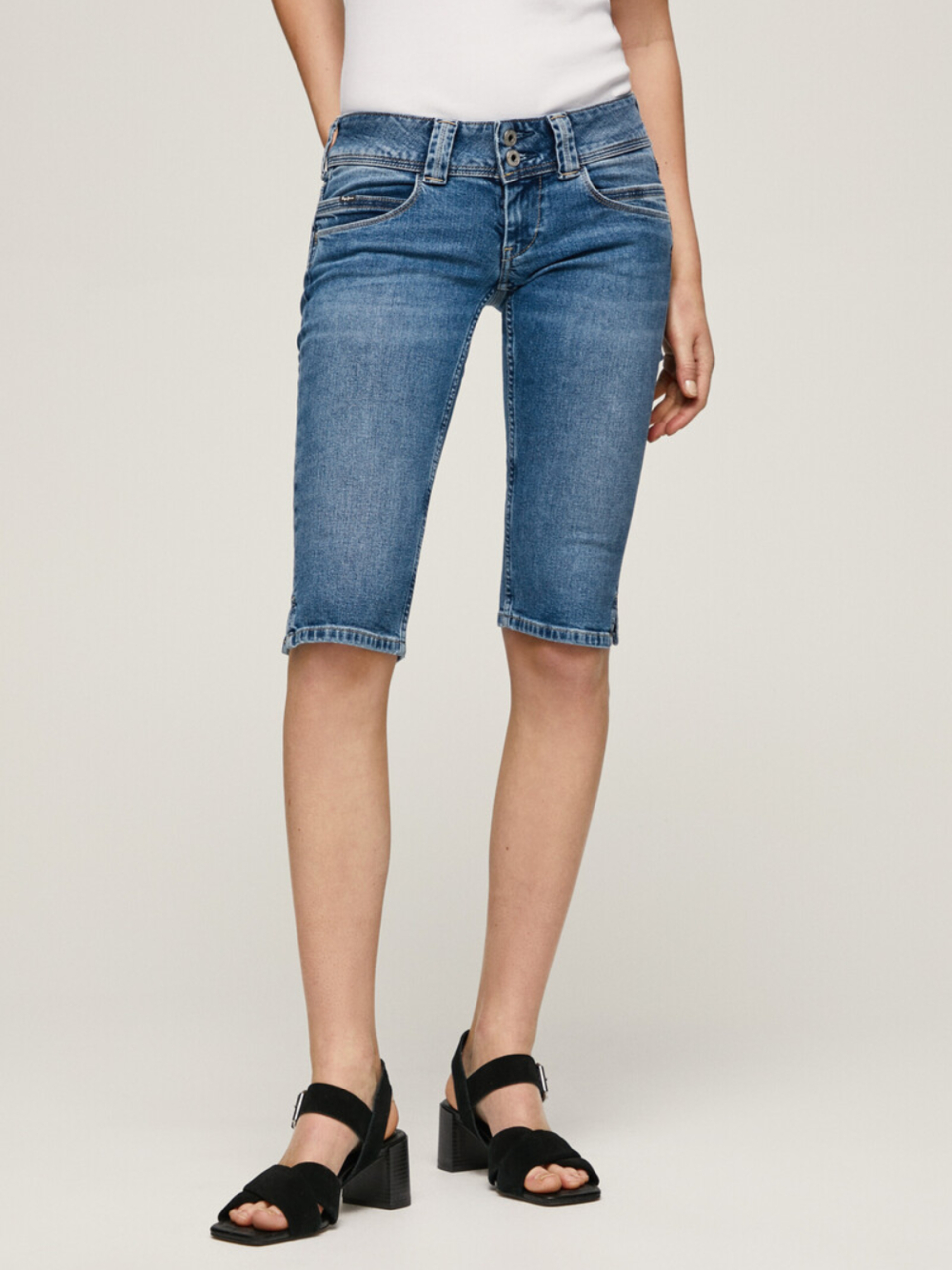 Pepe Jeans dámské modré džínové šortky - 25 (000)