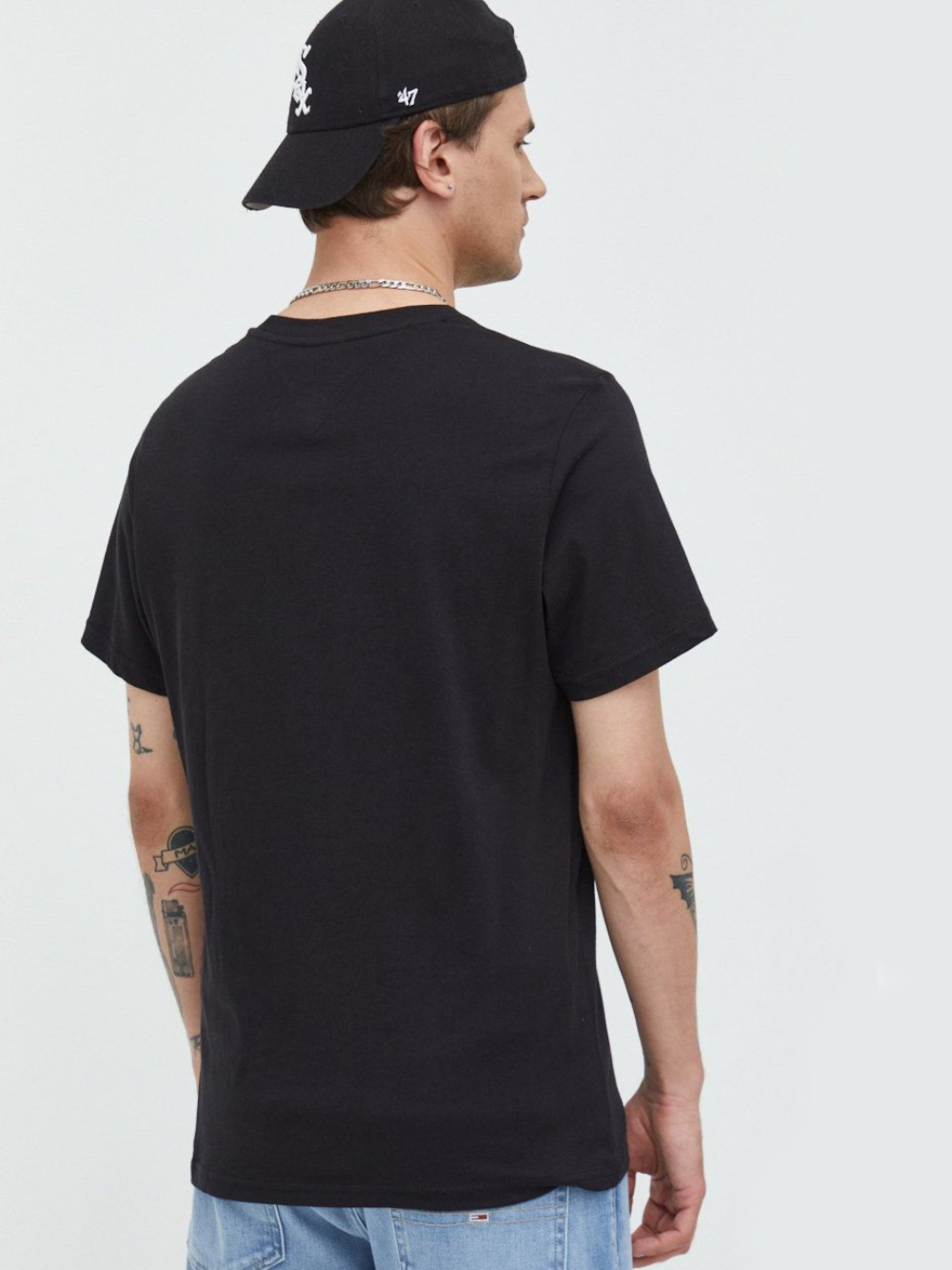 Tommy Jeans pánské černé tričko  - L (BDS)