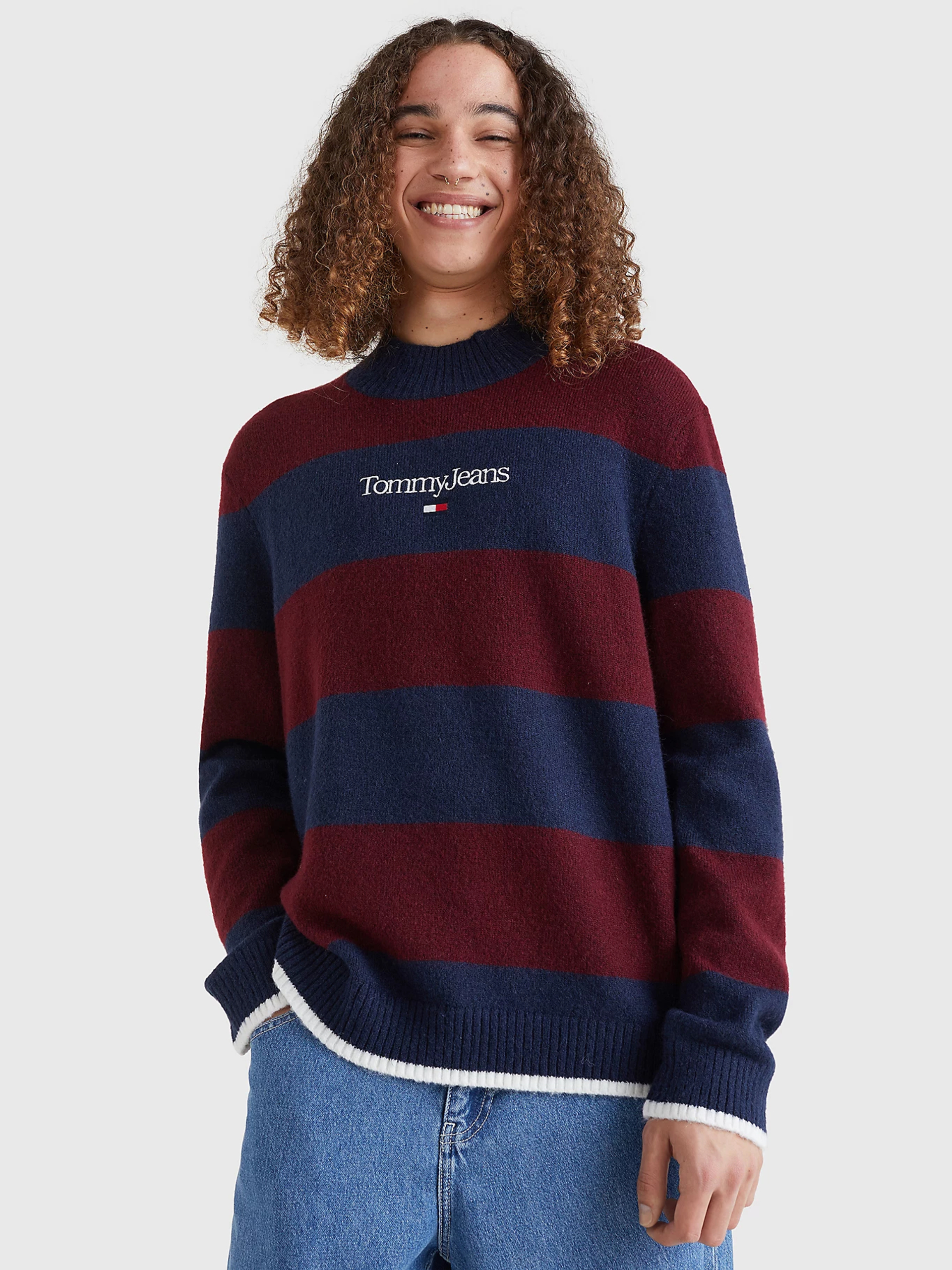 Tommy Jeans pánský pruhovaný svetr - M (VLP)