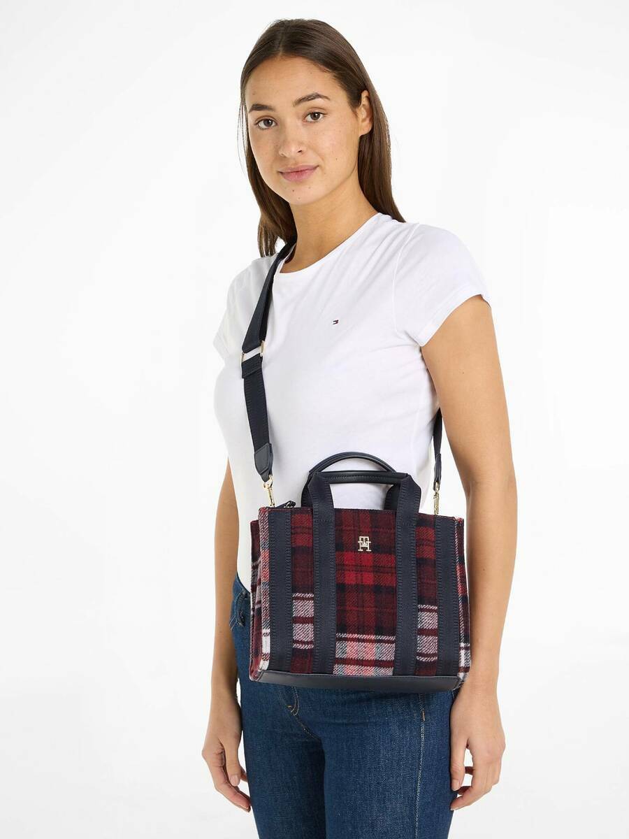 Tommy Hilfiger dámská kostkovaná kabelka