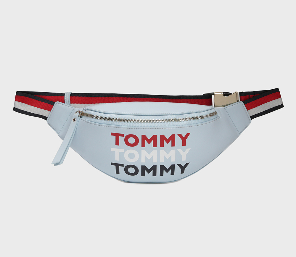 Levně Tommy Hilfiger dámská světle modrá ledvinka Iconic