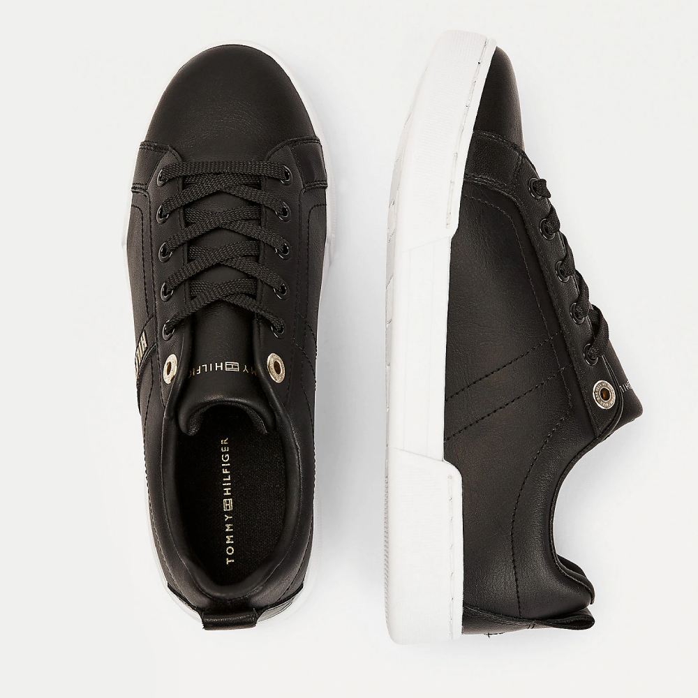 Tommy Hilfiger dámské černé tenisky Branded outsole strappy - 36 (BDS)
